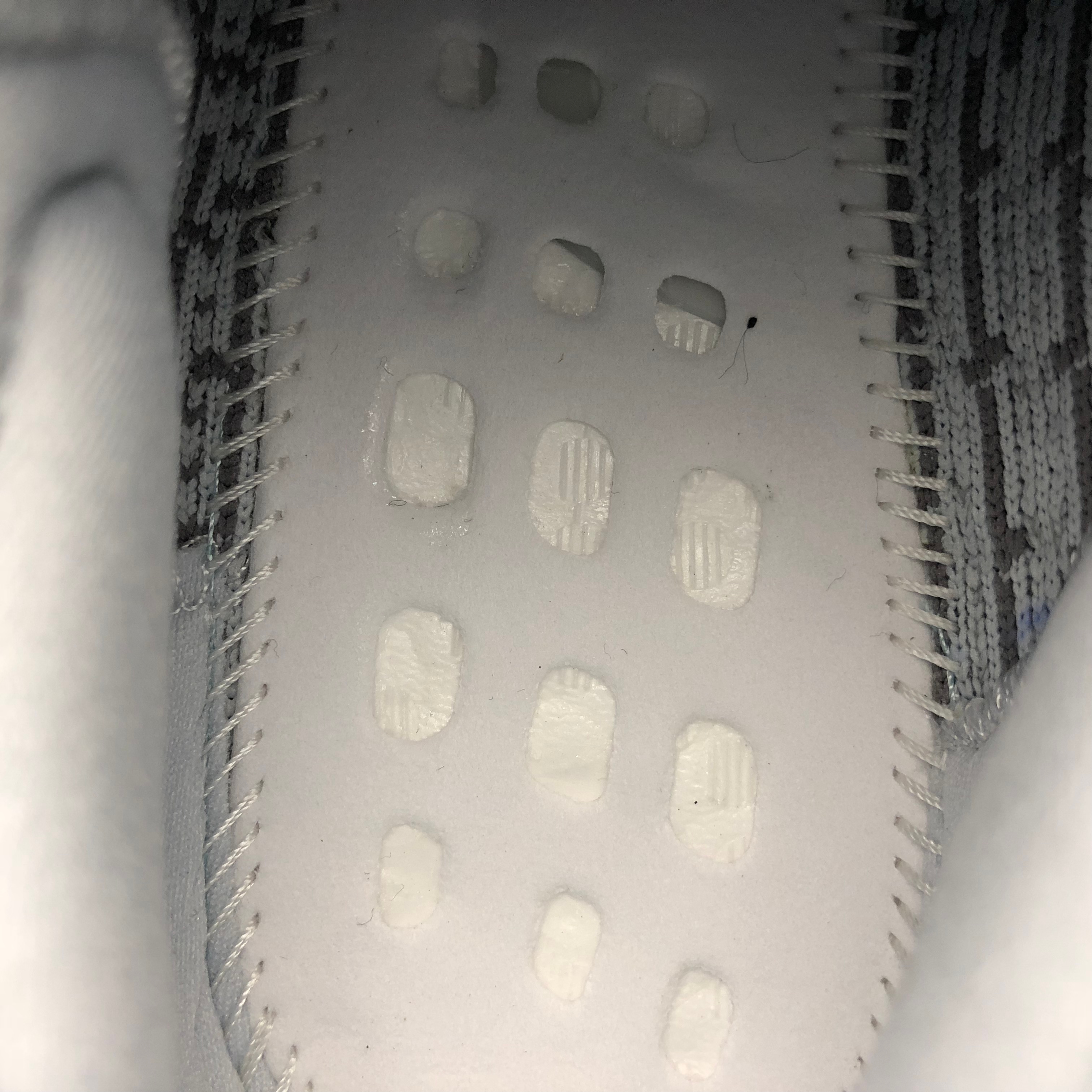 Yupoo Shoes: Premium Yeezy Yupoo Sneakers image 15