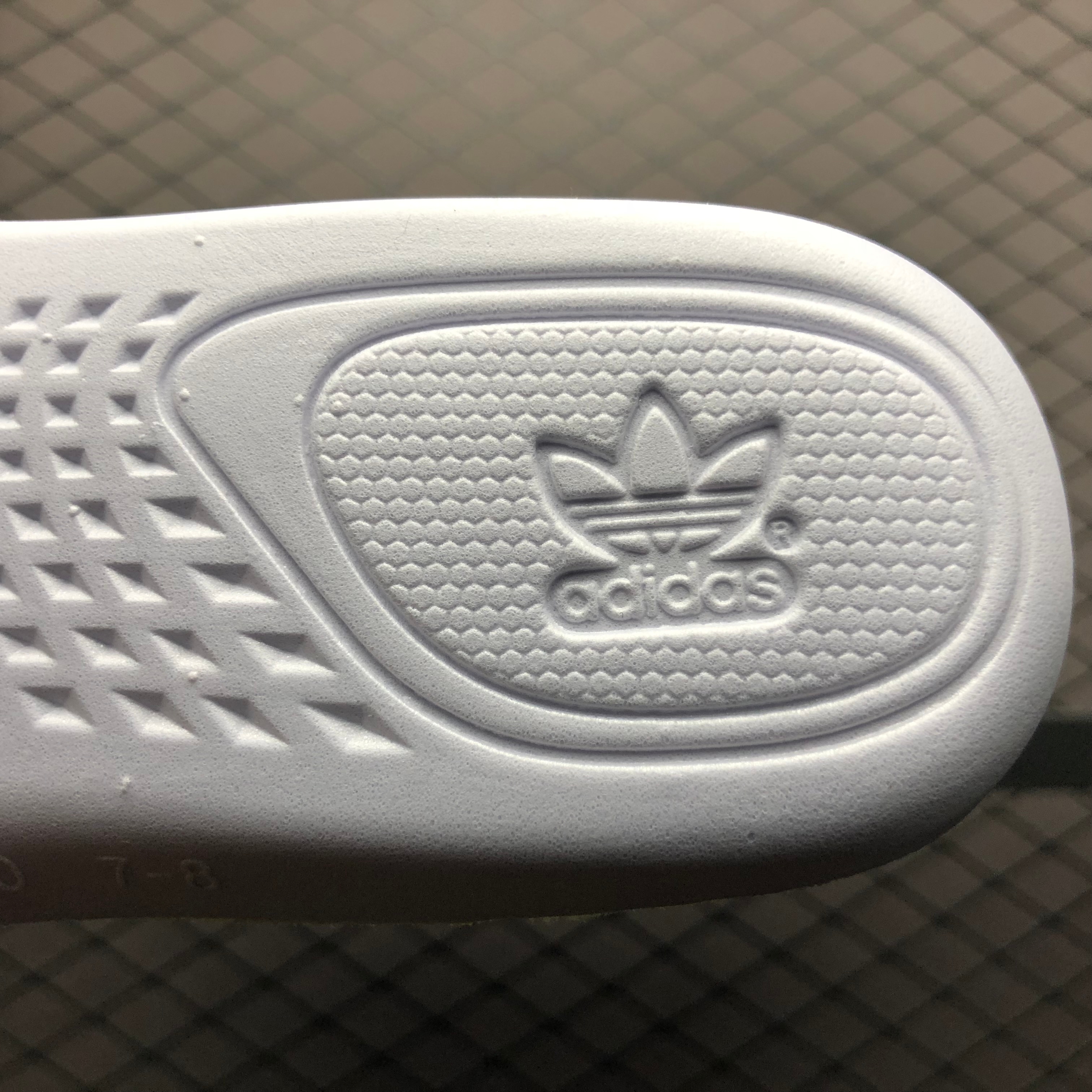 Yupoo Shoes: Premium Yeezy Yupoo Sneakers image 16