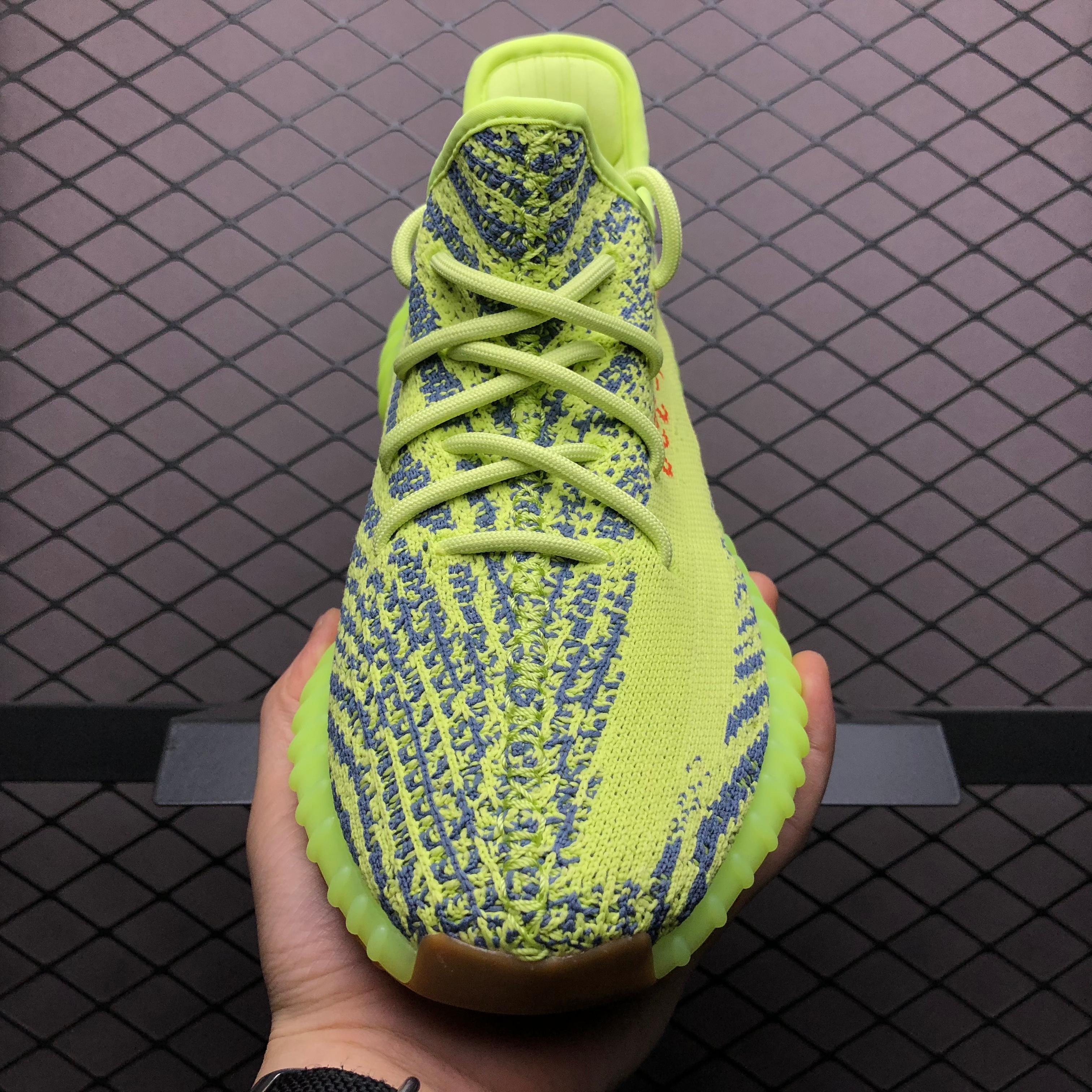 Yupoo Shoes: Premium Yeezy Yupoo Sneakers image 18