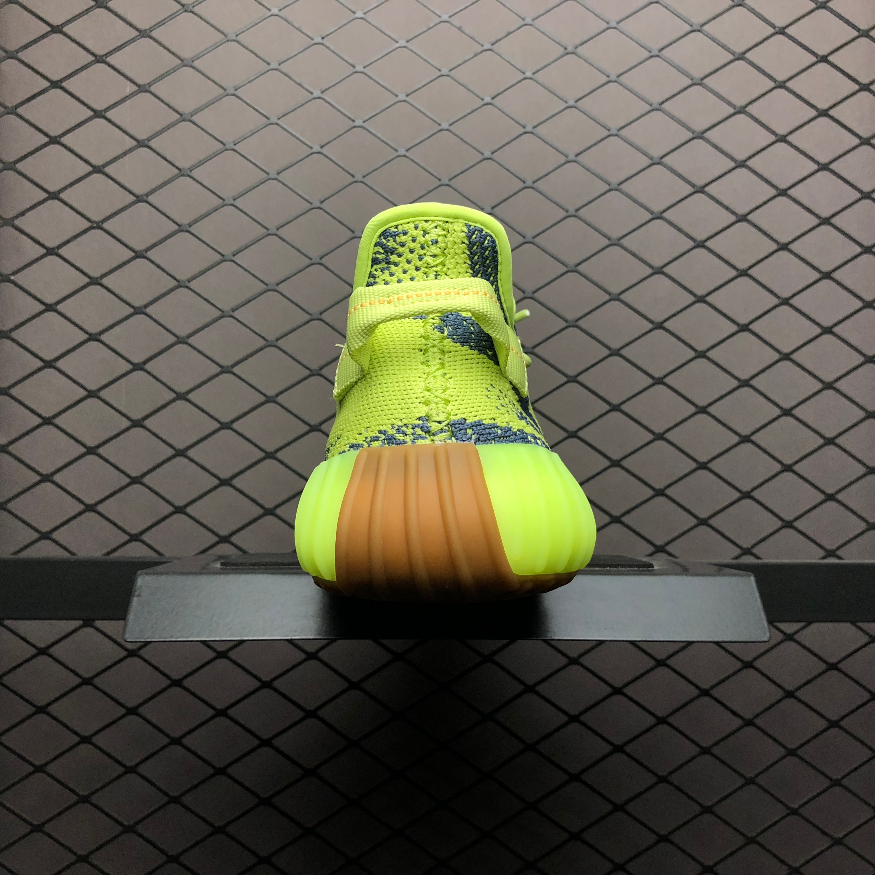 Yupoo Shoes: Premium Yeezy Yupoo Sneakers image 2