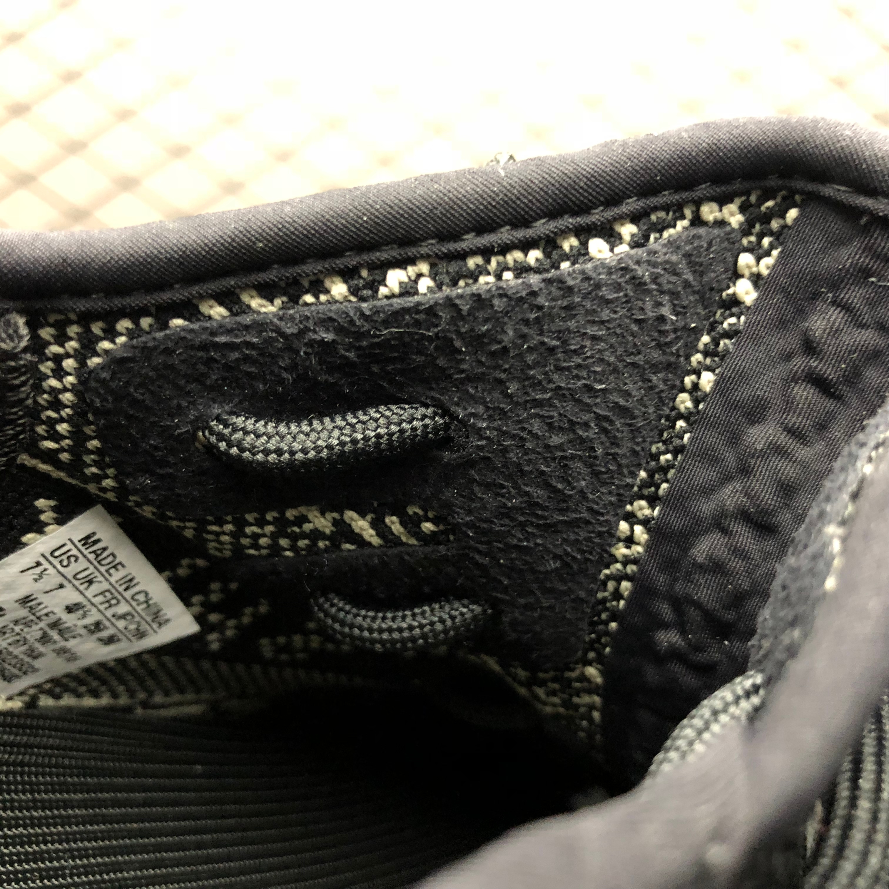 Yupoo Shoes: Premium Yeezy Yupoo Sneakers image 13