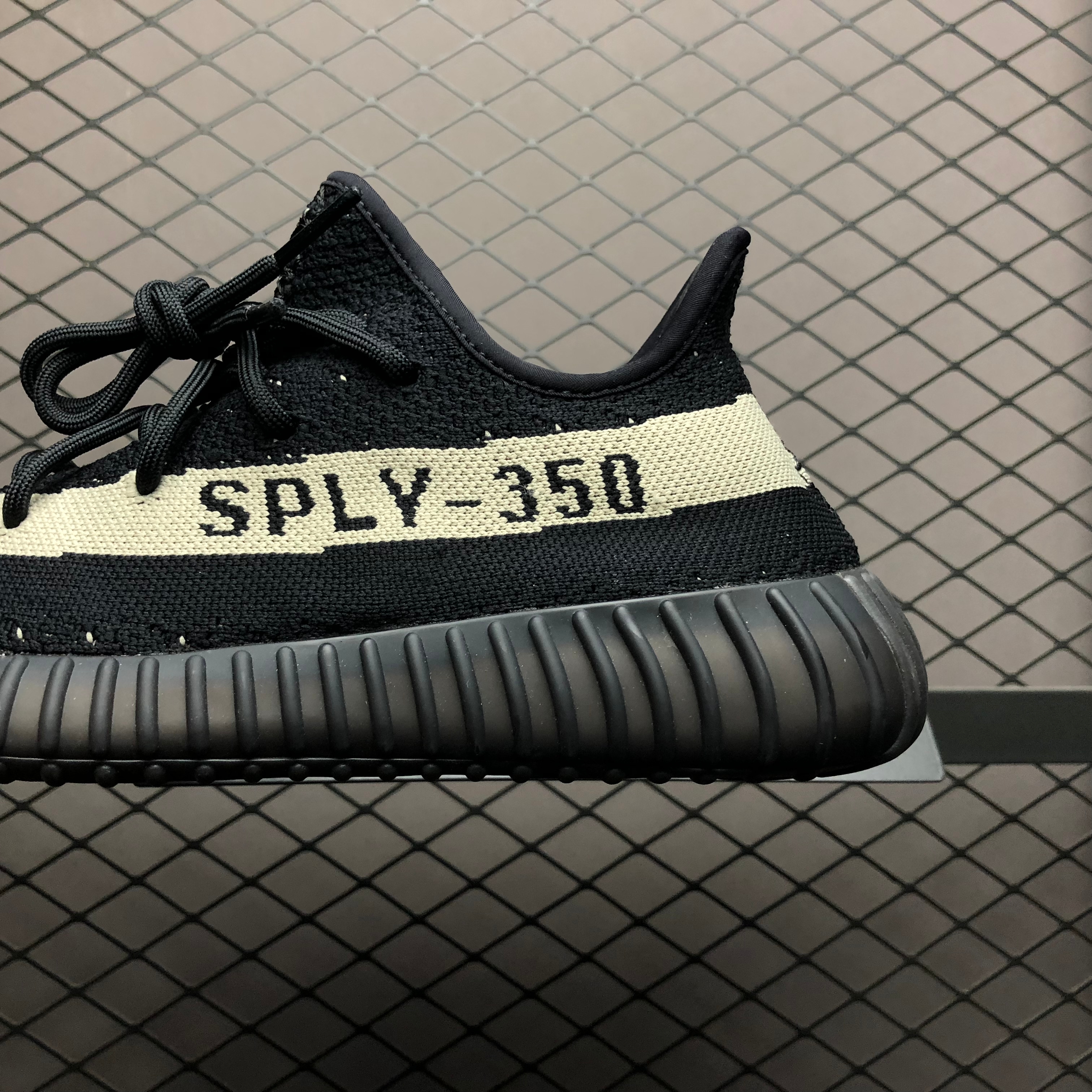 Yupoo Shoes: Premium Yeezy Yupoo Sneakers image 4