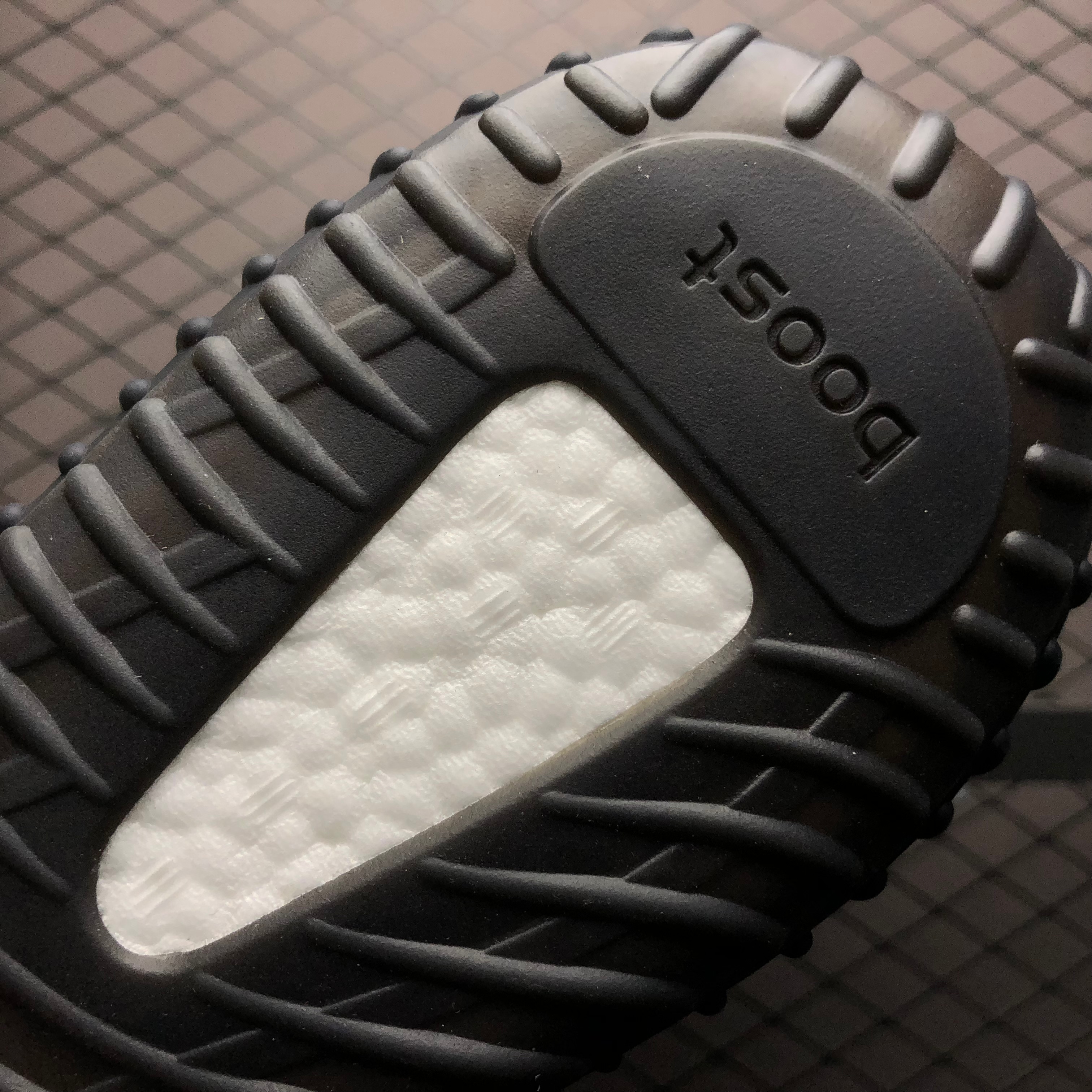Yupoo Shoes: Premium Yeezy Yupoo Sneakers image 11