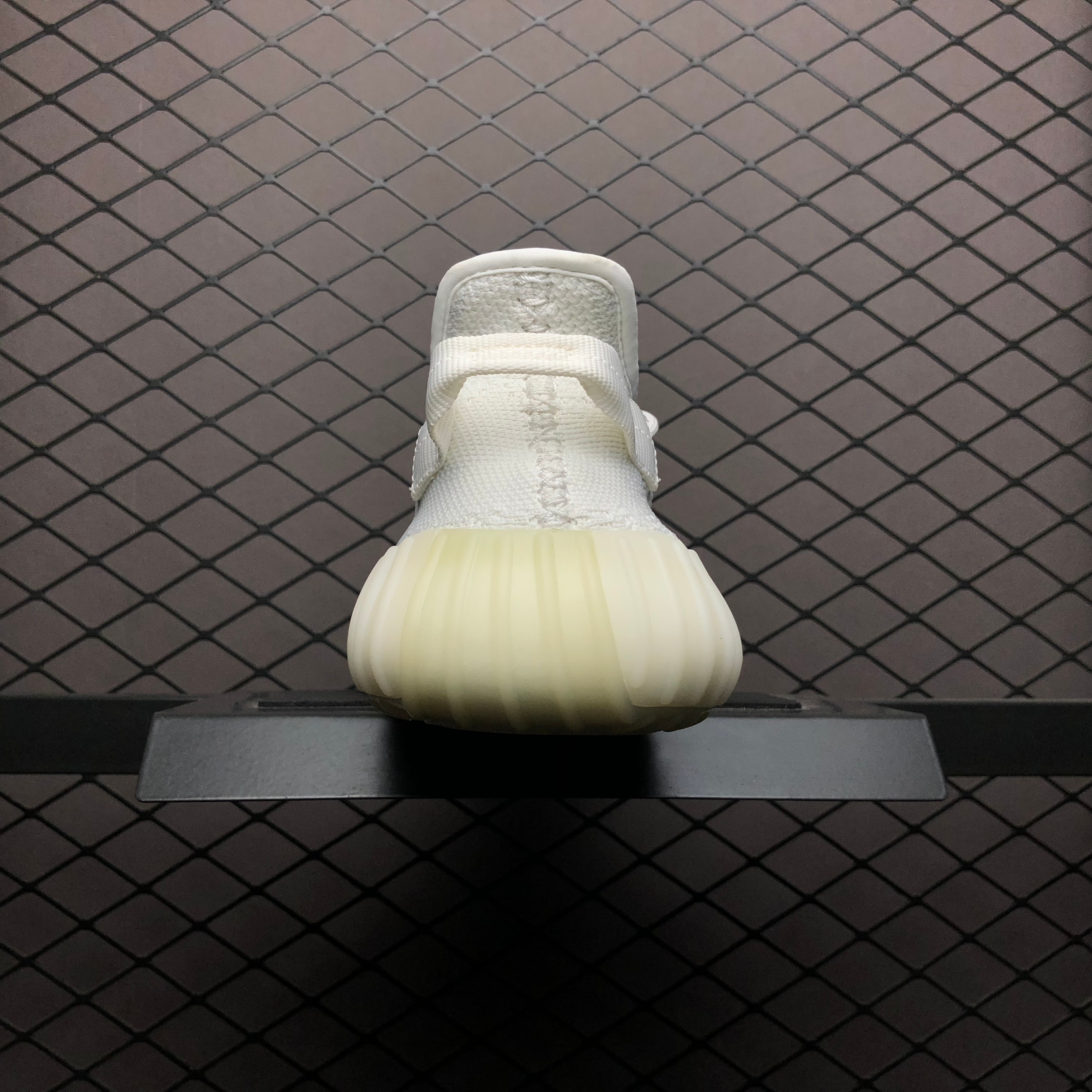 Yupoo Shoes: Premium Yeezy Yupoo Sneakers image 2