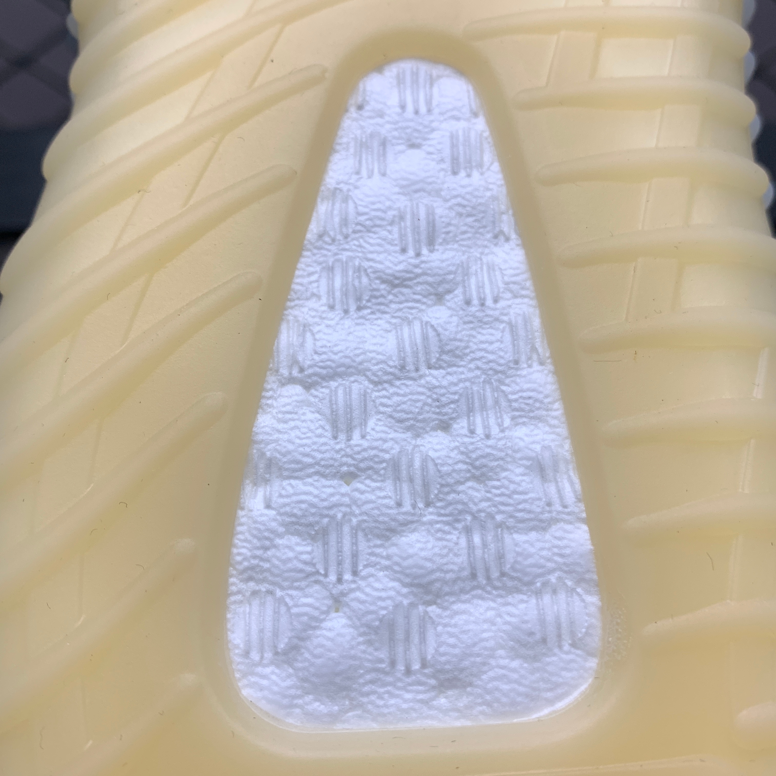 Yupoo Shoes: Premium Yeezy Yupoo Sneakers image 14