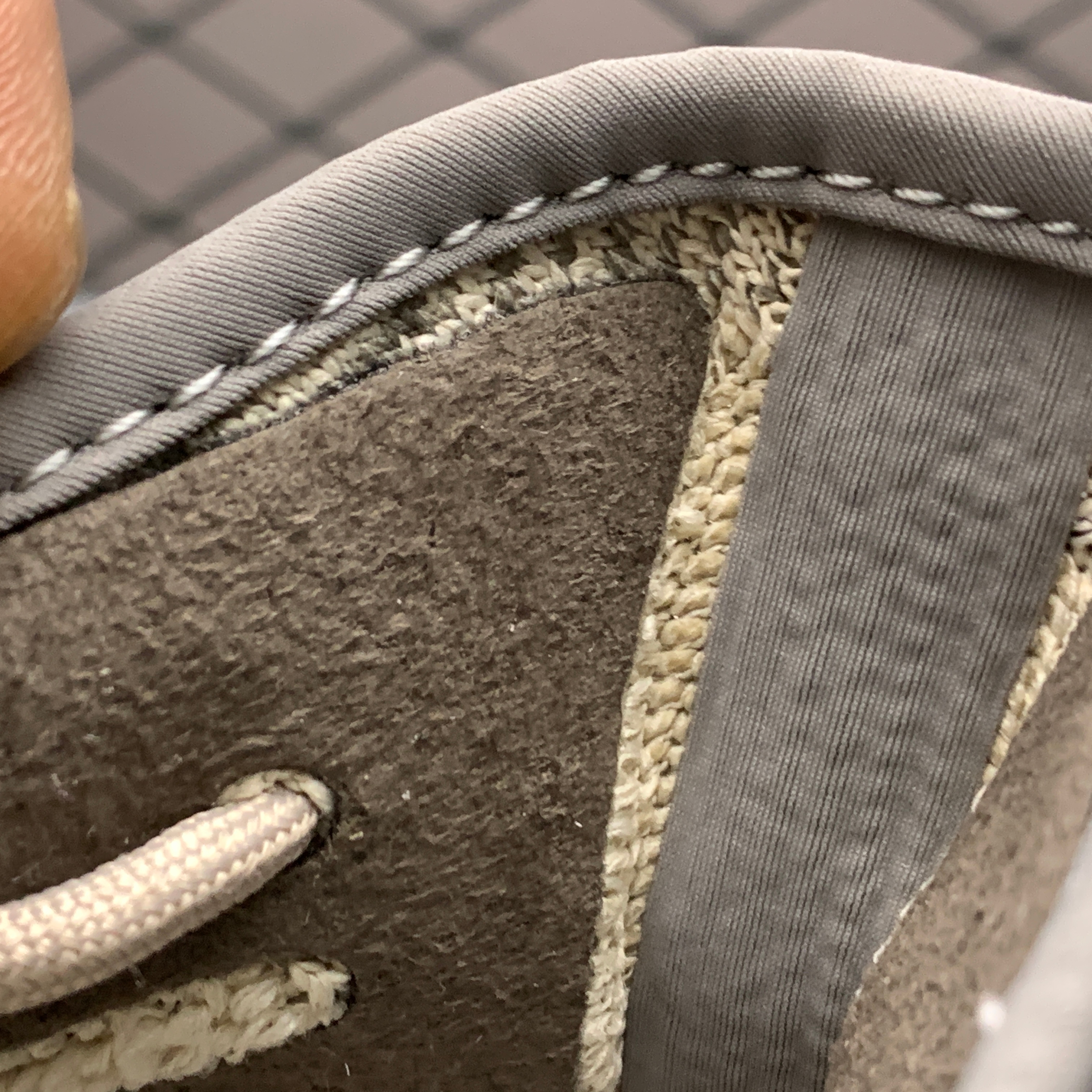 Yupoo Shoes: Premium Yeezy Yupoo Sneakers image 9