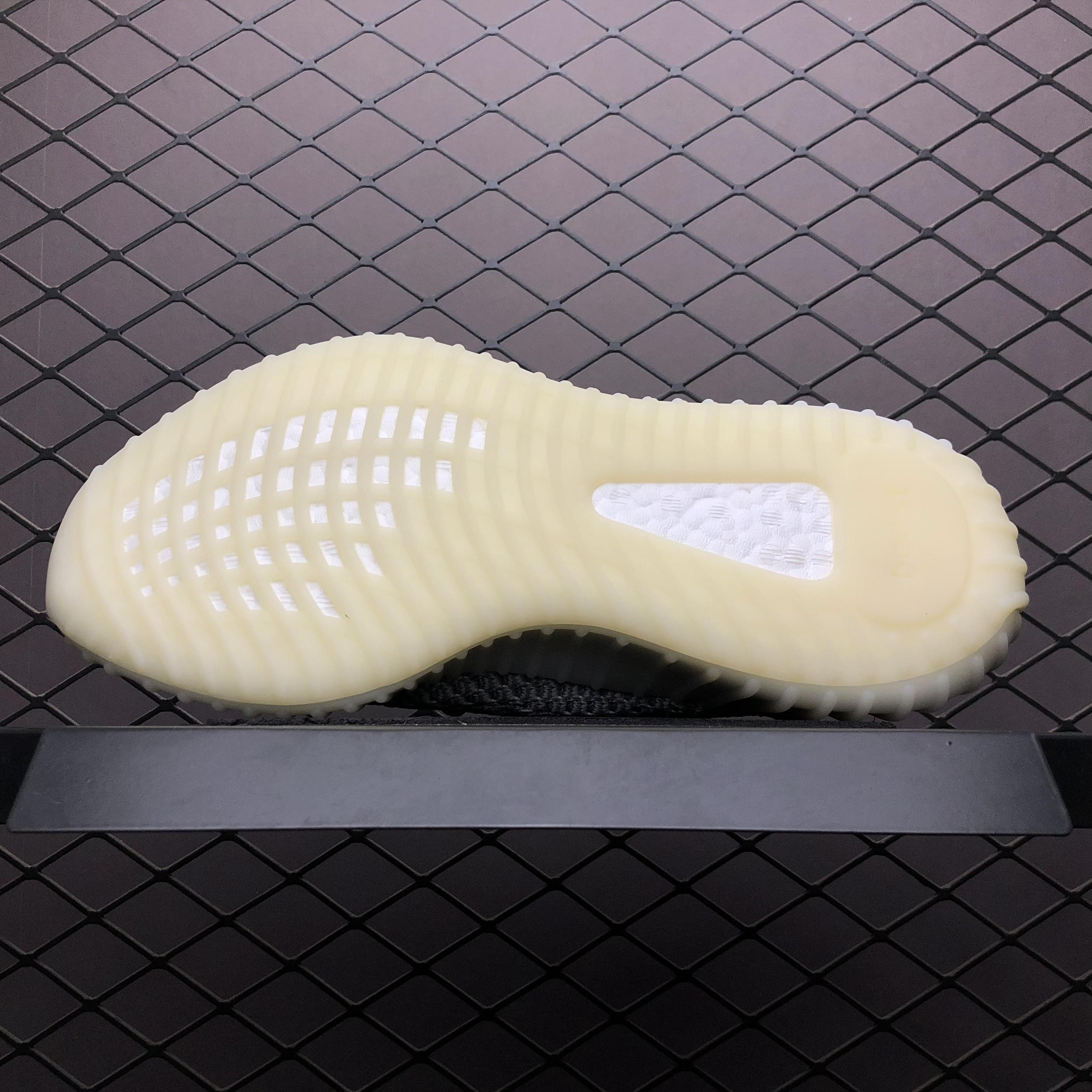 Yupoo Shoes: Premium Yeezy Yupoo Sneakers image 6