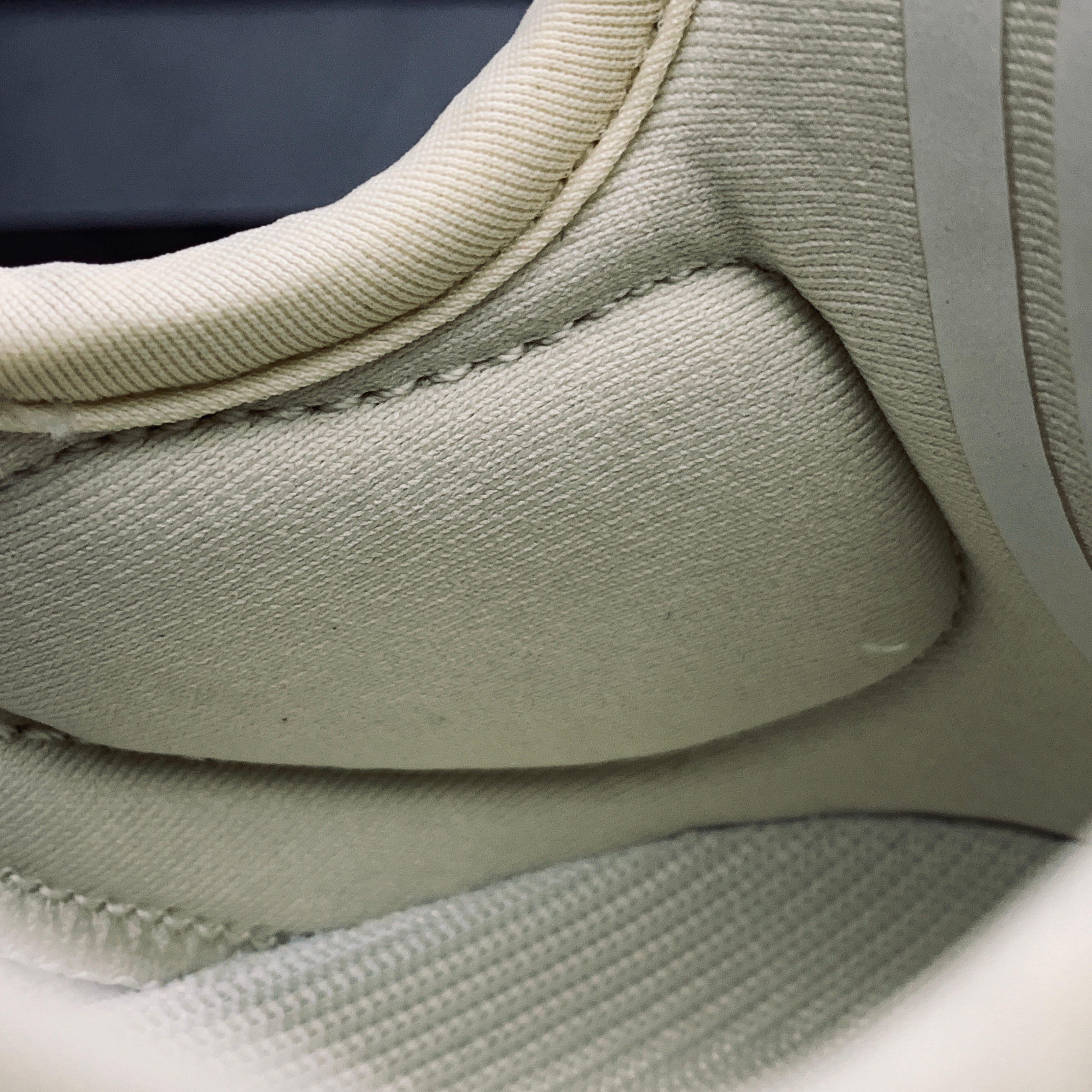 Yupoo Shoes: Premium Yeezy Yupoo Sneakers image 14
