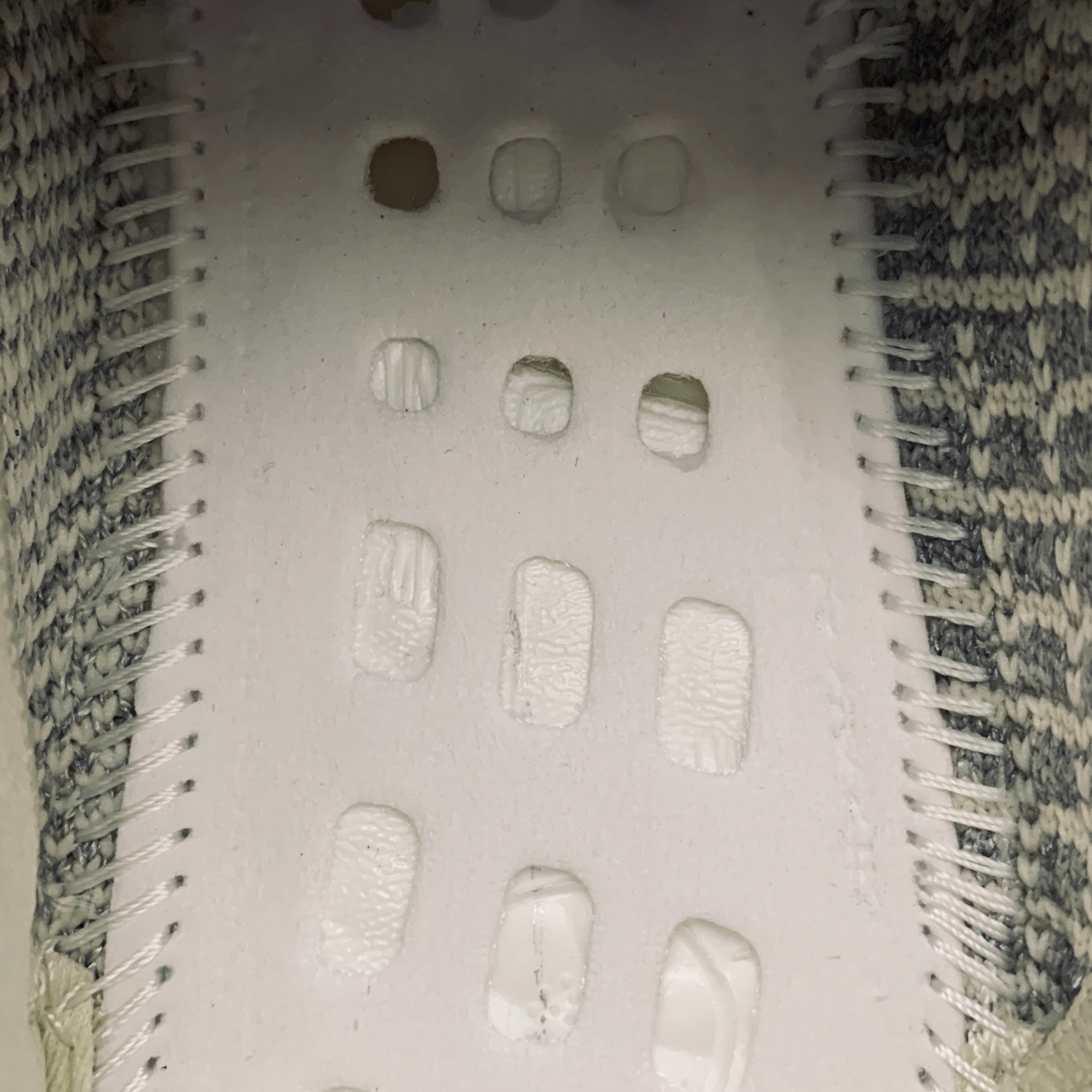 Yupoo Shoes: Premium Yeezy Yupoo Sneakers image 15