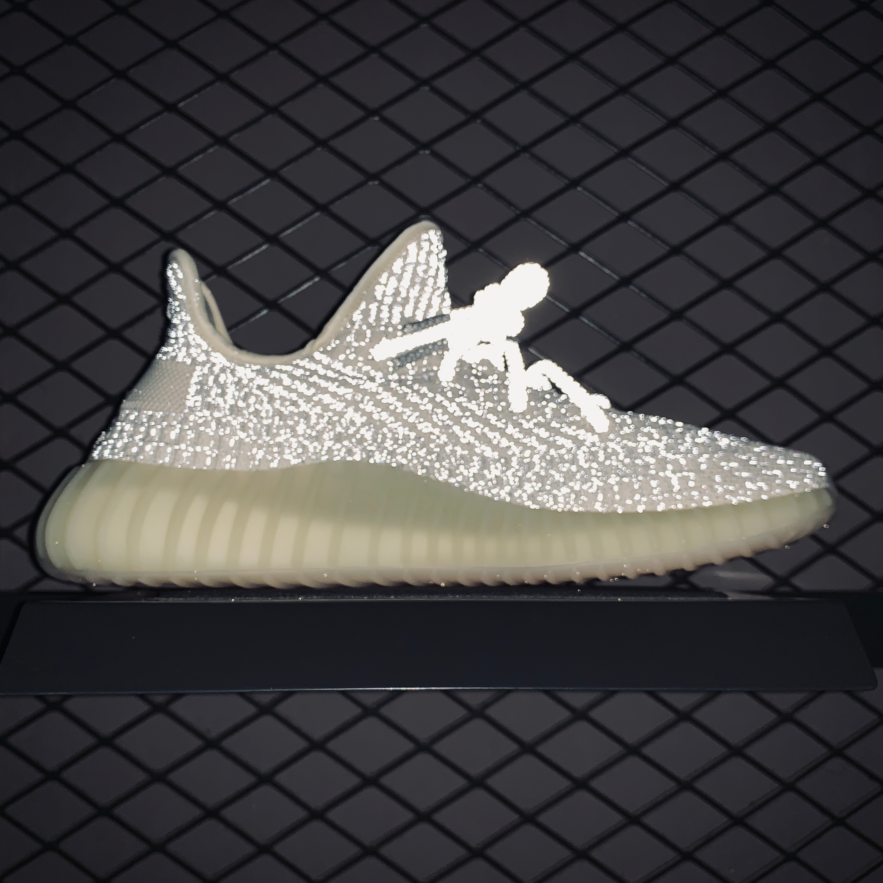 Yupoo Shoes: Premium Yeezy Yupoo Sneakers image 5