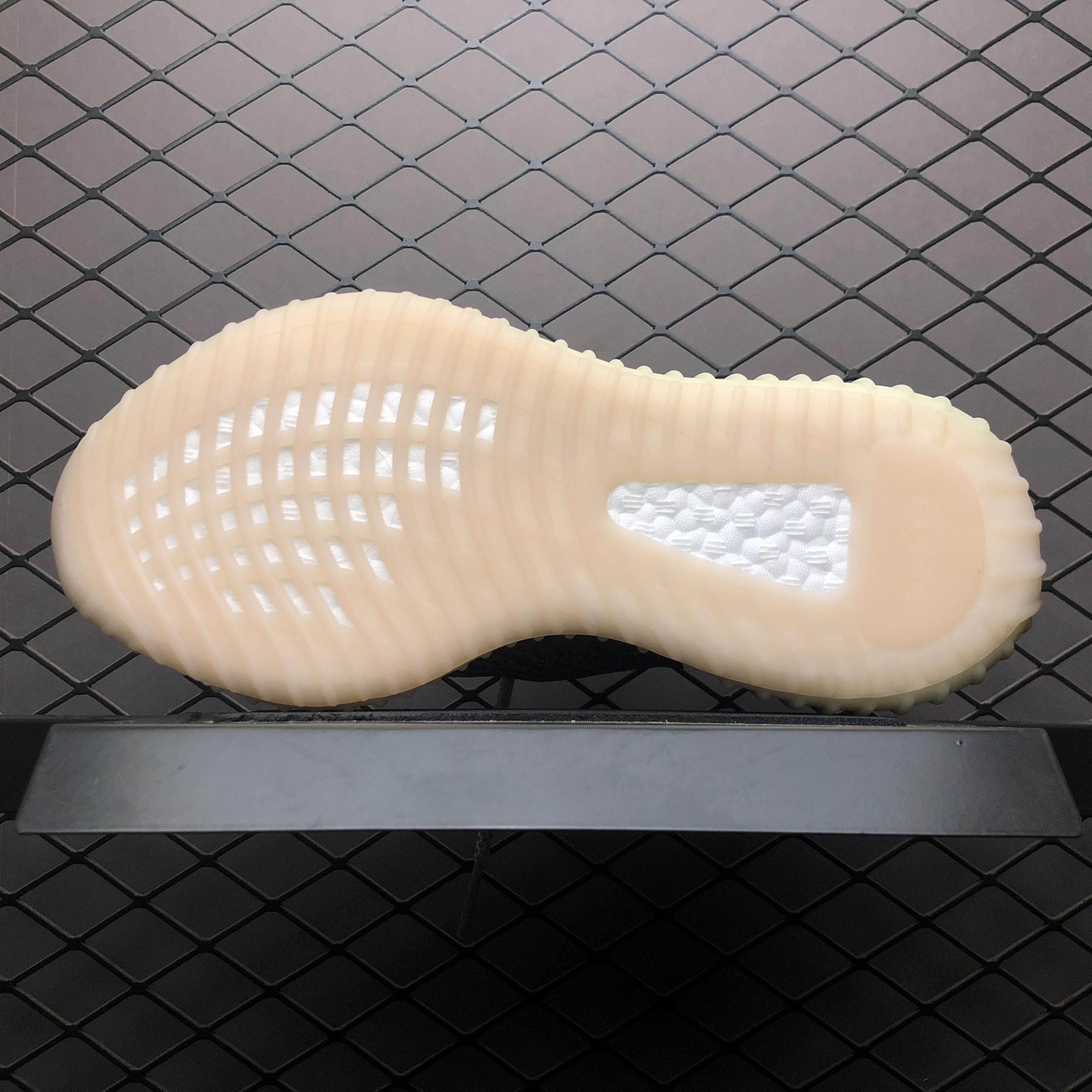 Yupoo Shoes: Premium Yeezy Yupoo Sneakers image 5