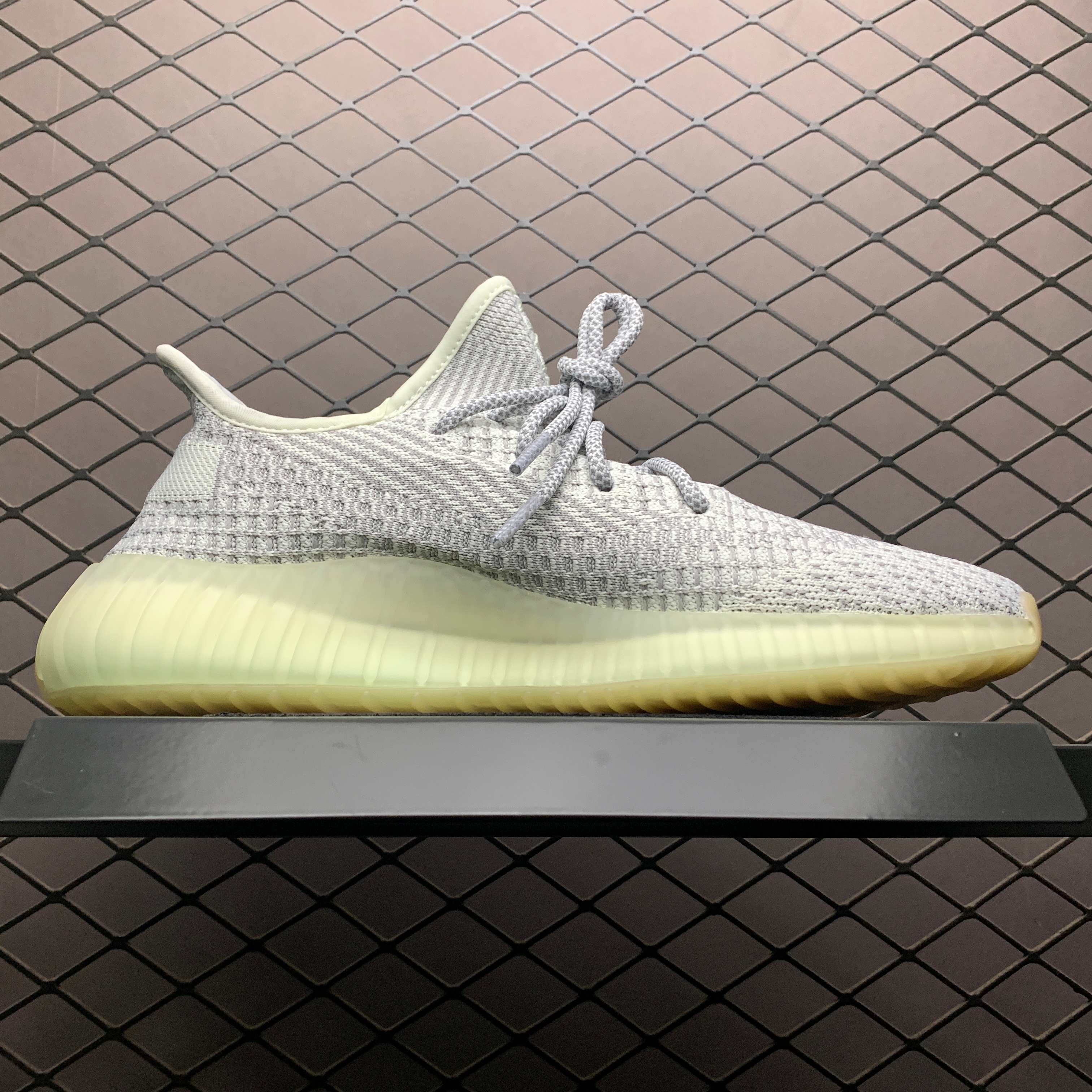 Yupoo Shoes: Premium Yeezy Yupoo Sneakers image 3