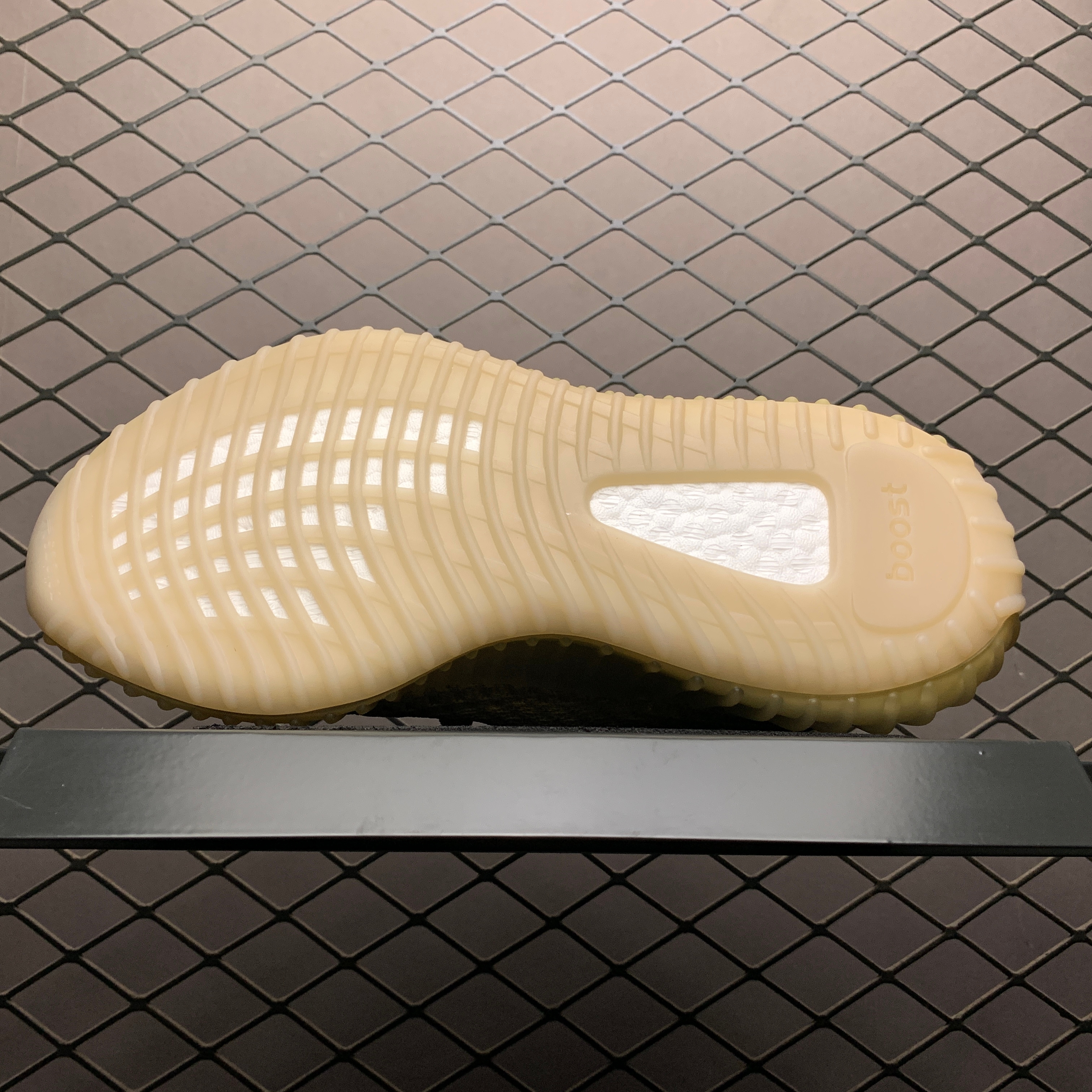 Yupoo Shoes: Premium Yeezy Yupoo Sneakers image 5