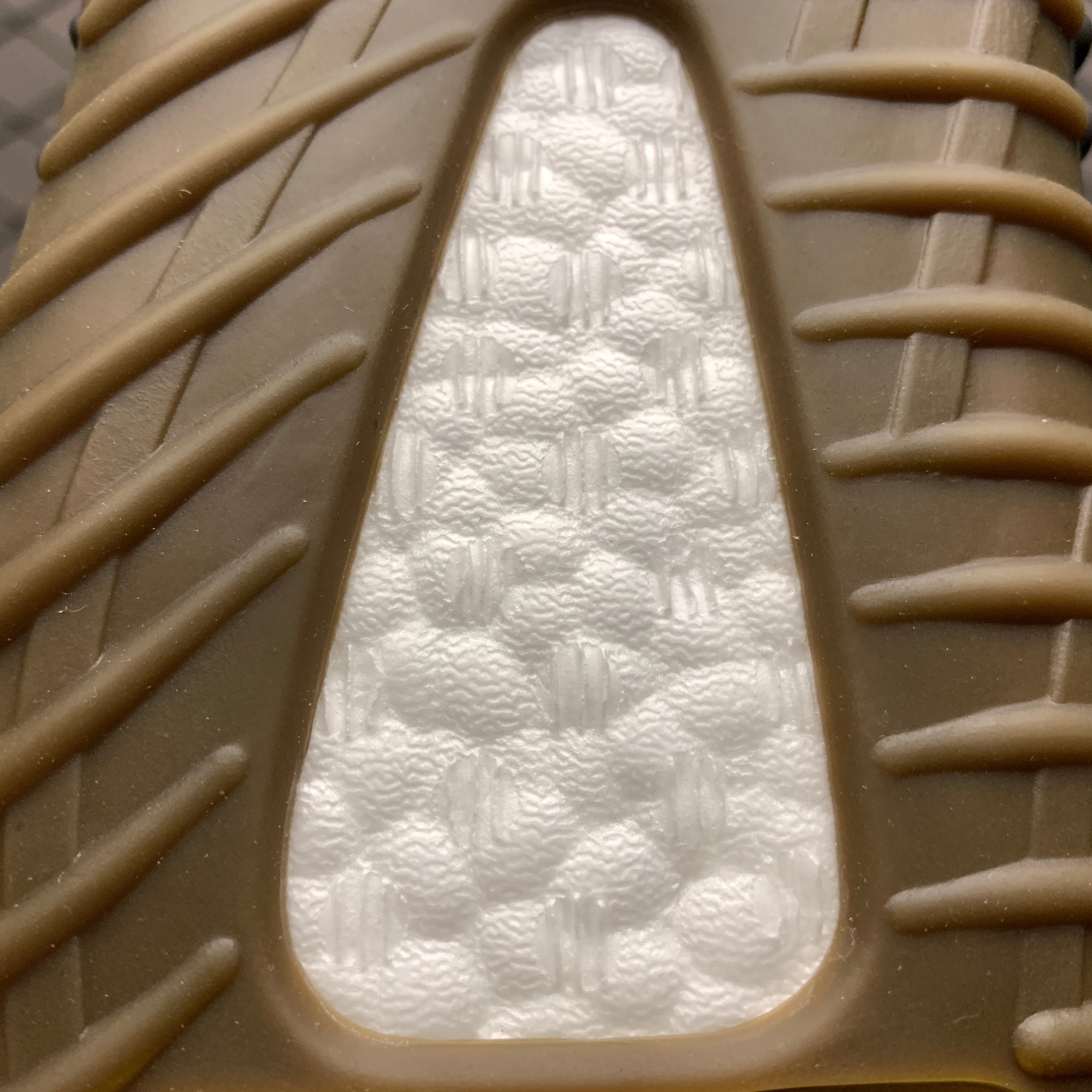 Yupoo Shoes: Premium Yeezy Yupoo Sneakers image 13