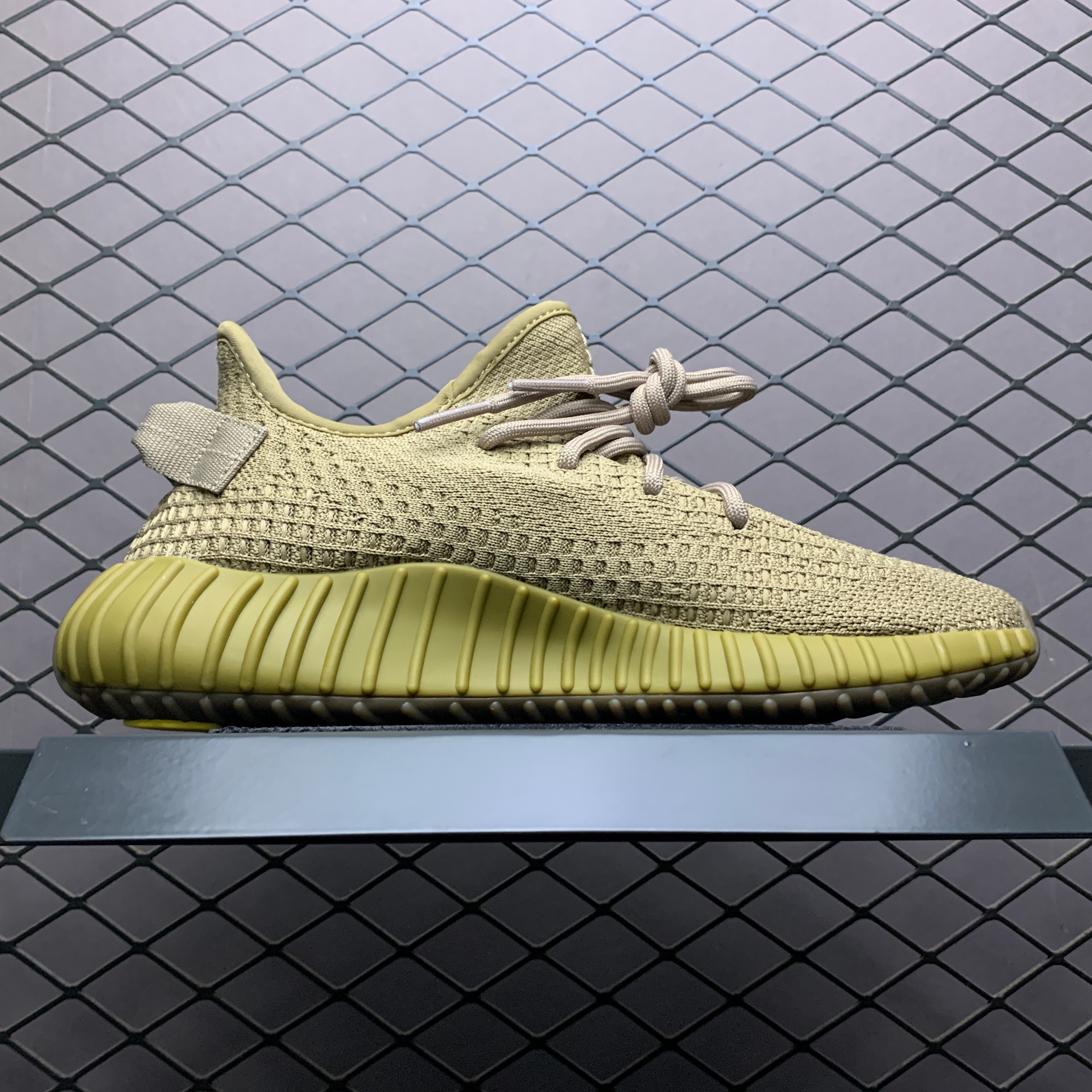 Yupoo Shoes: Premium Yeezy Yupoo Sneakers image 3