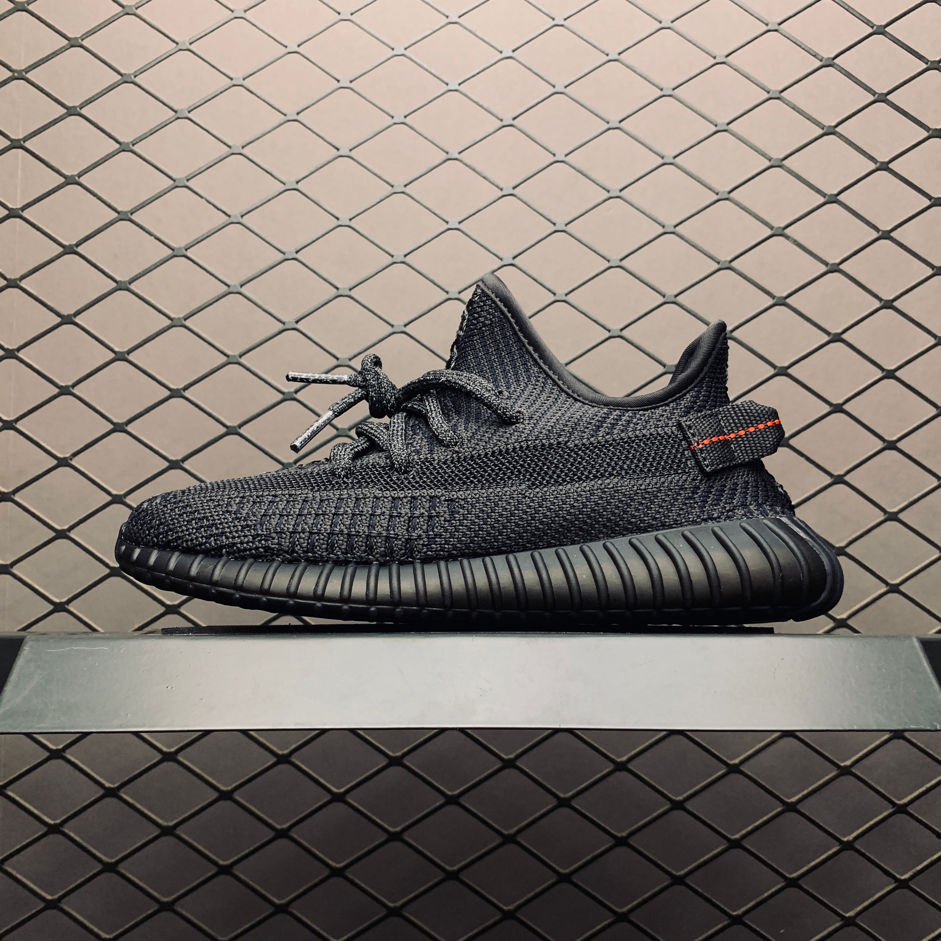 Yupoo Shoes: Premium Yeezy Yupoo Sneakers image 1