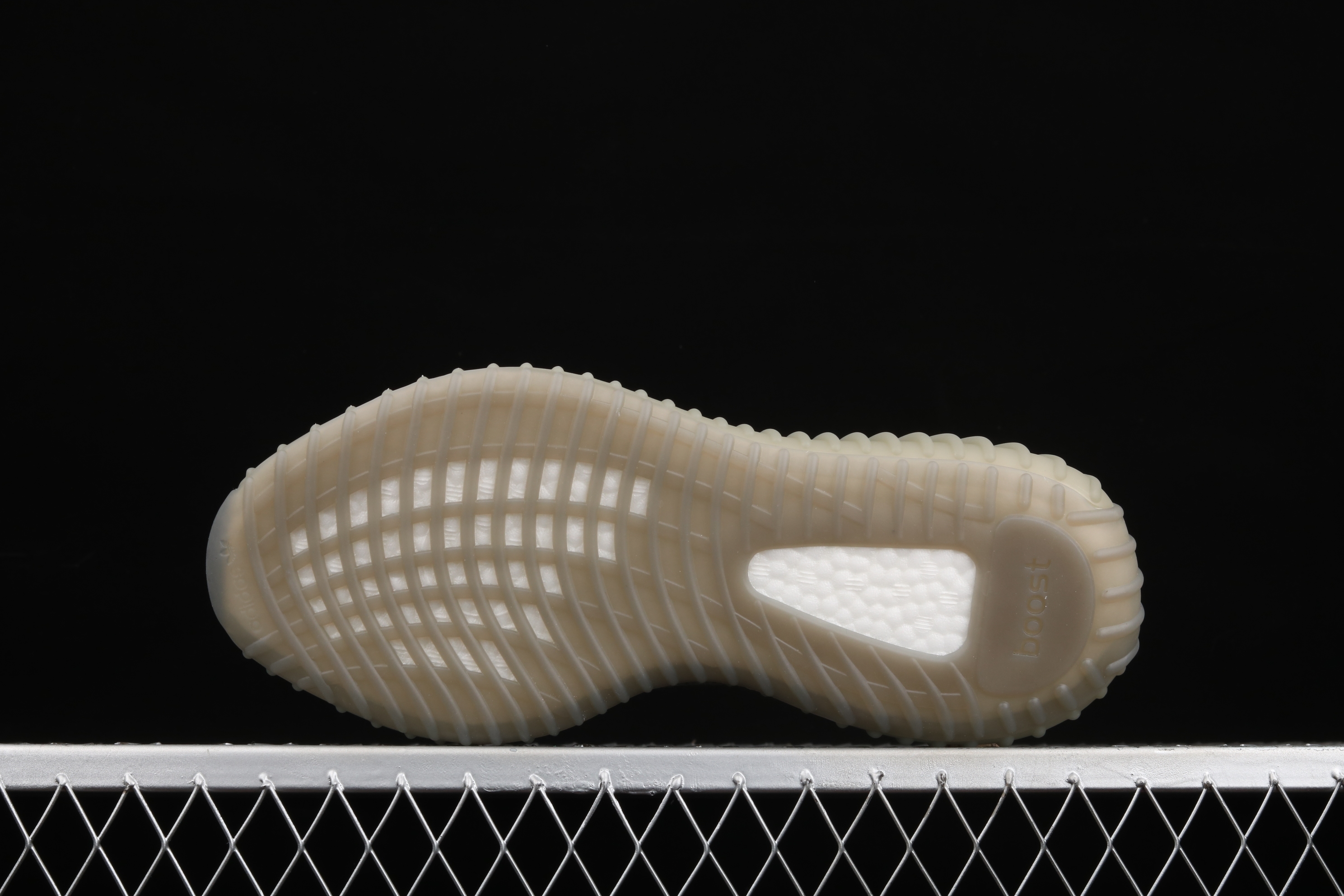 Yupoo Shoes: Premium Yeezy Yupoo Sneakers image 3