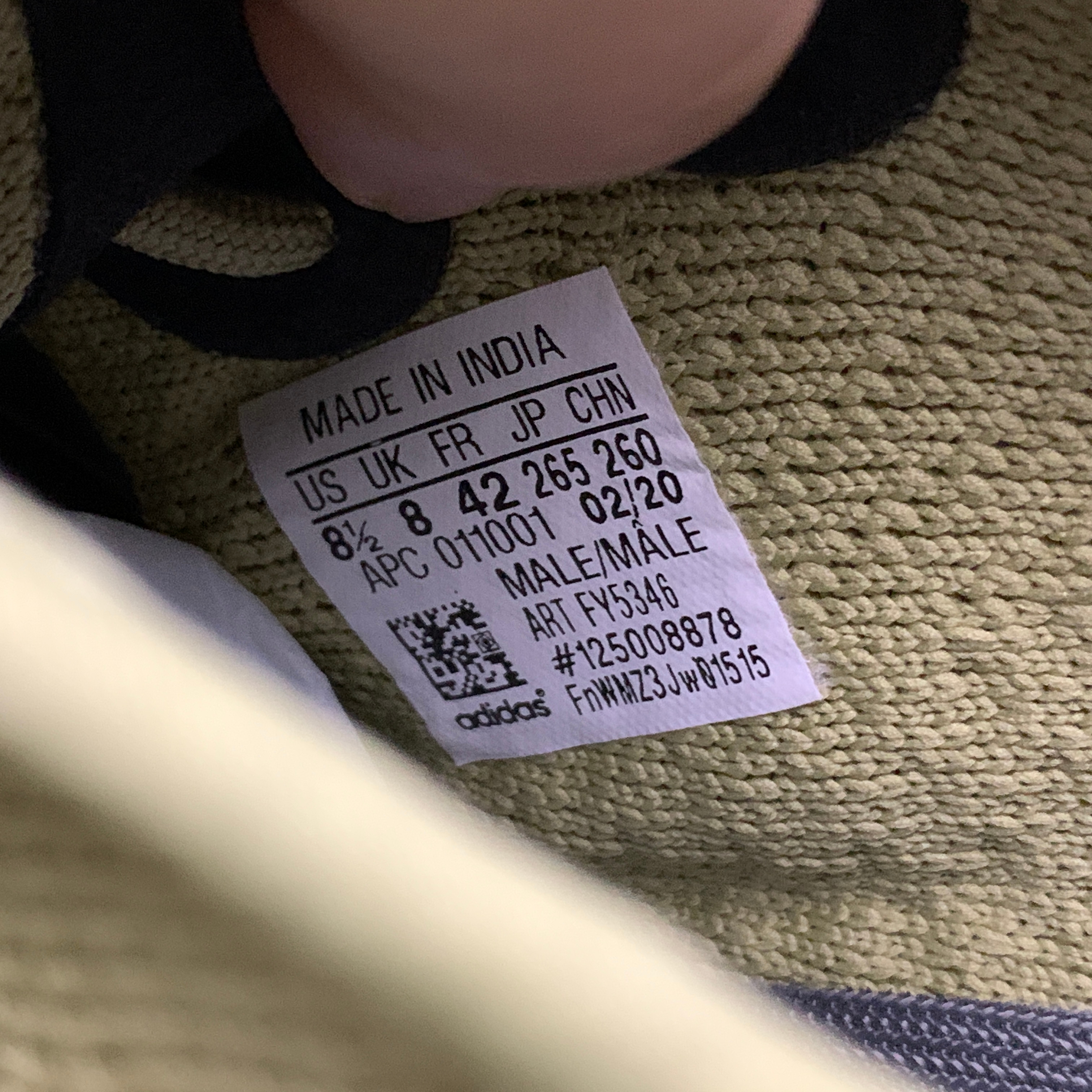 Yupoo Shoes: Premium Yeezy Yupoo Sneakers image 9