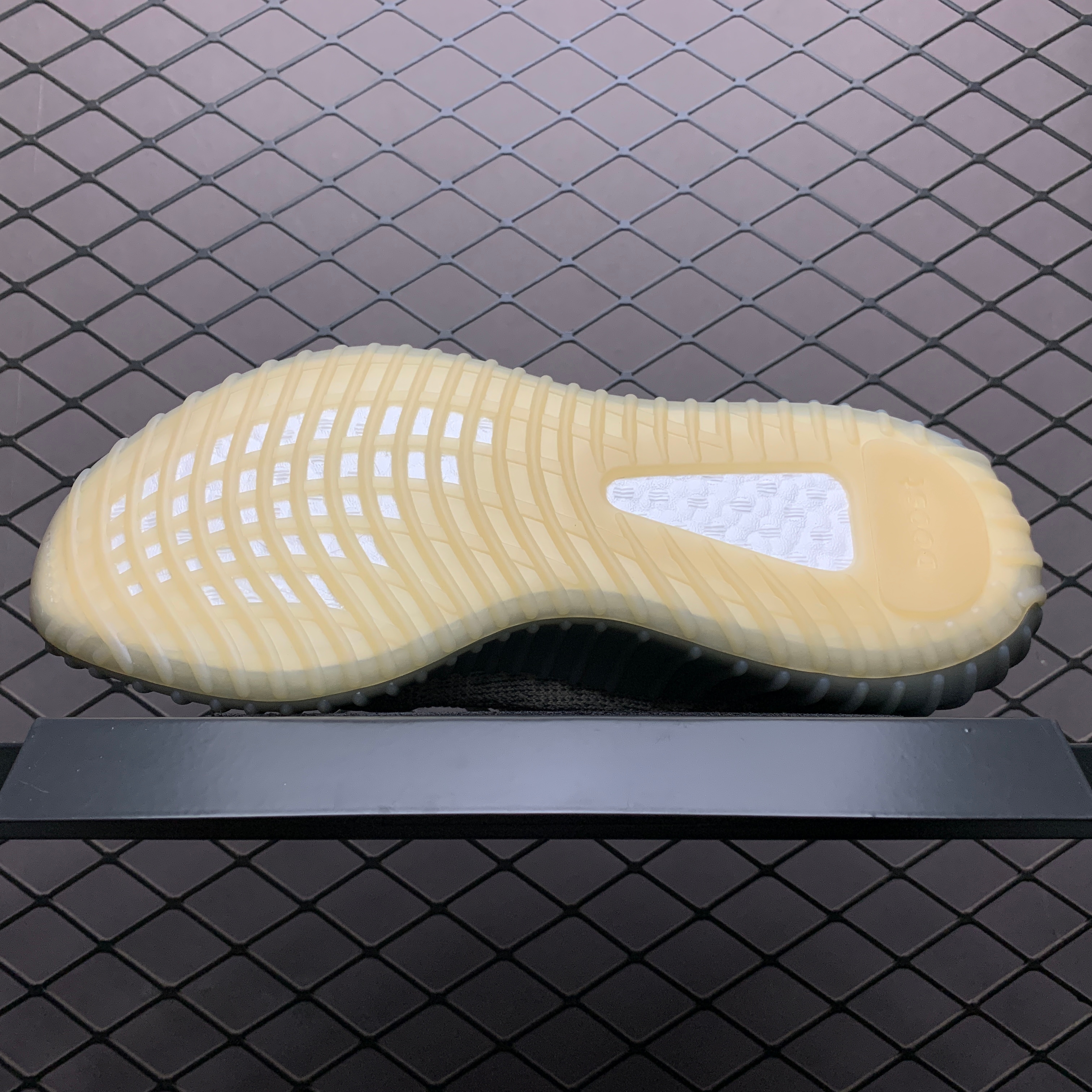 Yupoo Shoes: Premium Yeezy Yupoo Sneakers image 5
