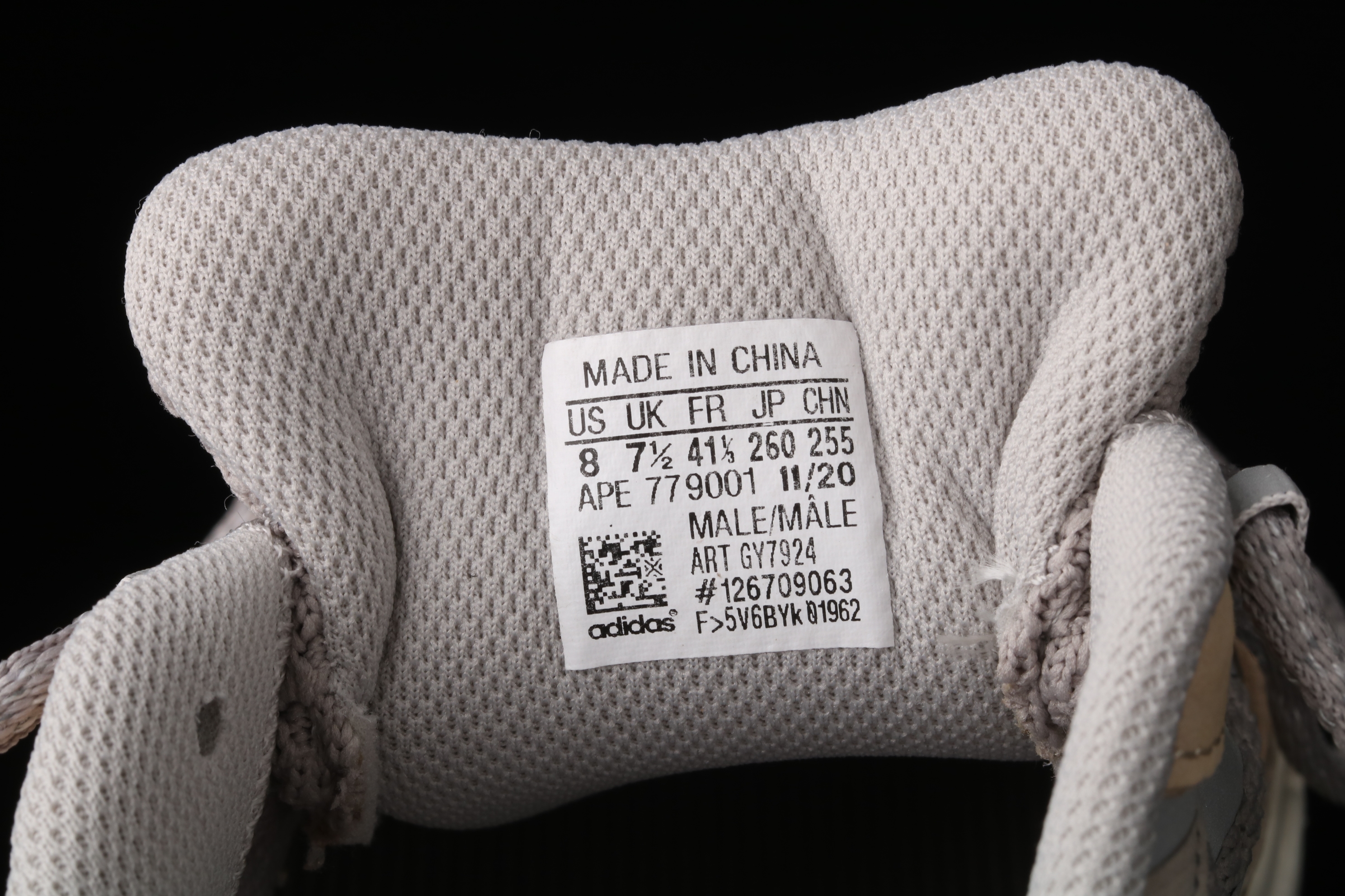 Yupoo Shoes: Premium Yeezy Yupoo Sneakers image 13