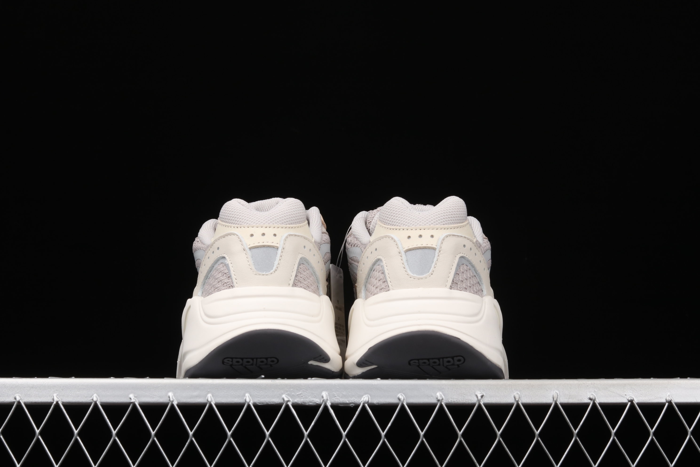 Yupoo Shoes: Premium Yeezy Yupoo Sneakers image 5