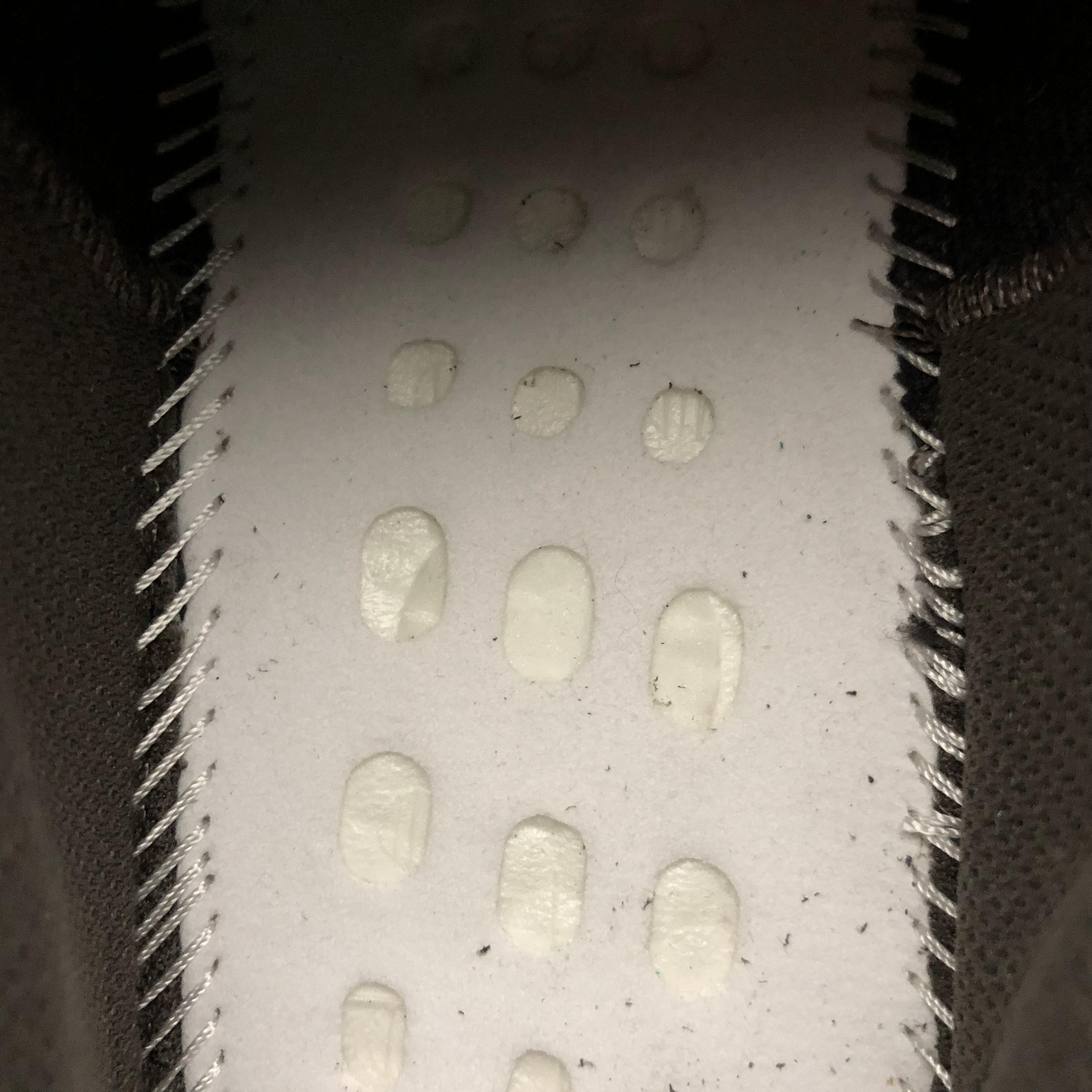 Yupoo Shoes: Premium Yeezy Yupoo Sneakers image 13