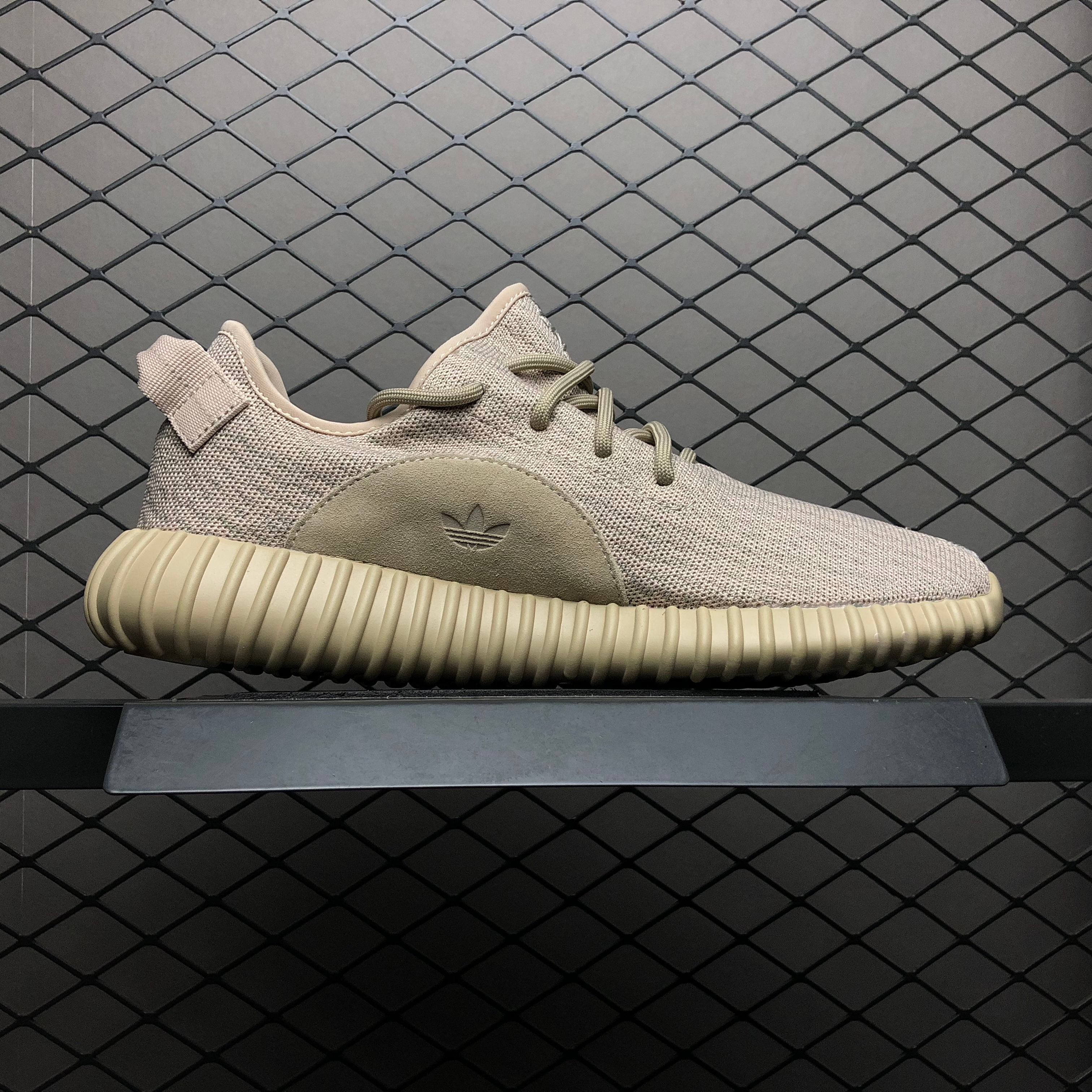 Yupoo Shoes: Premium Yeezy Yupoo Sneakers image 3