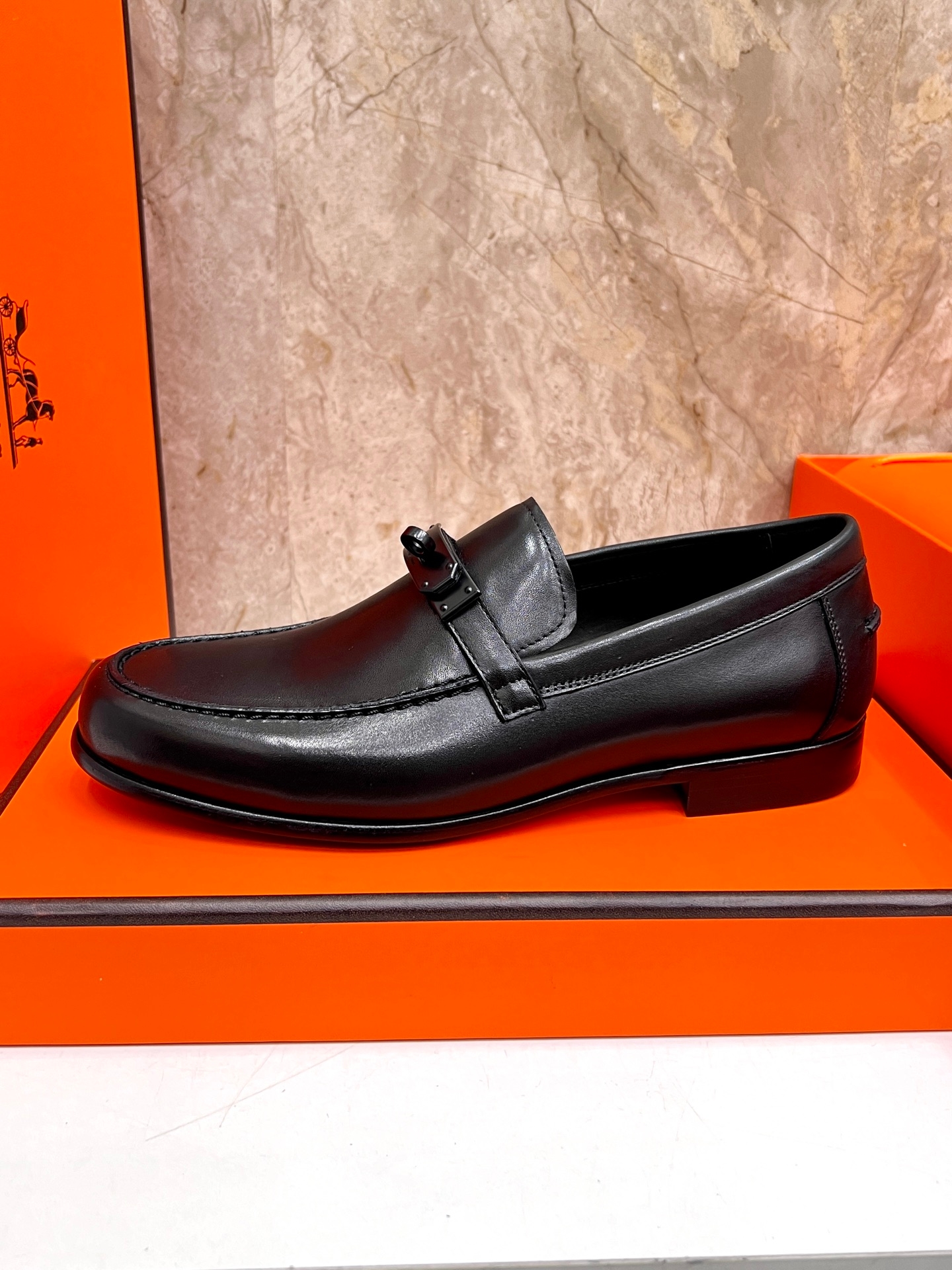 Yupoo Shoes: Hermès-Style Giovanni Loafers - Luxury Slip-On Dress Shoes image 5