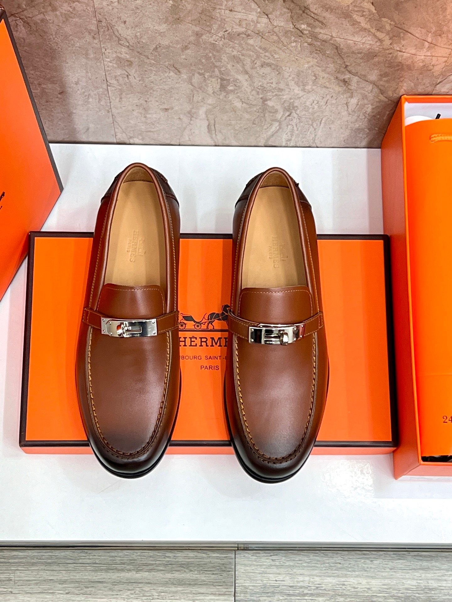 Yupoo Shoes: Luxury Hermès-Inspired Giovanni Loafers - Handcrafted Leather Slip-On Dress Shoes with Palladium Buckle image 1