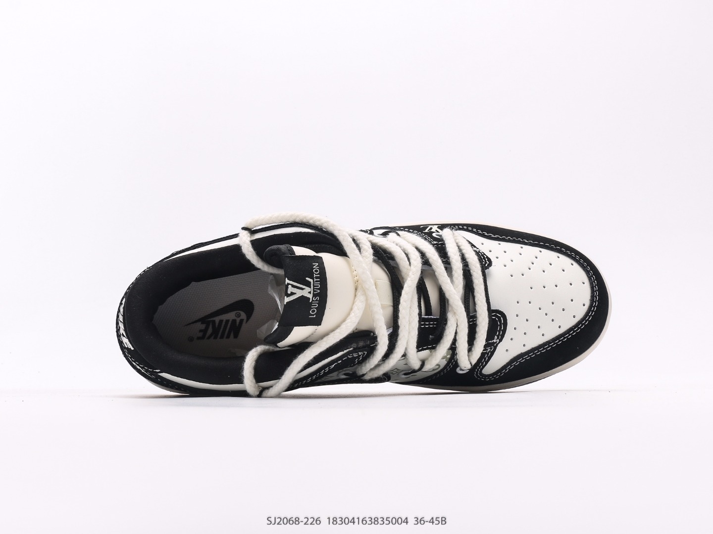 Nike Dunk Low Retro Sneakers image 3