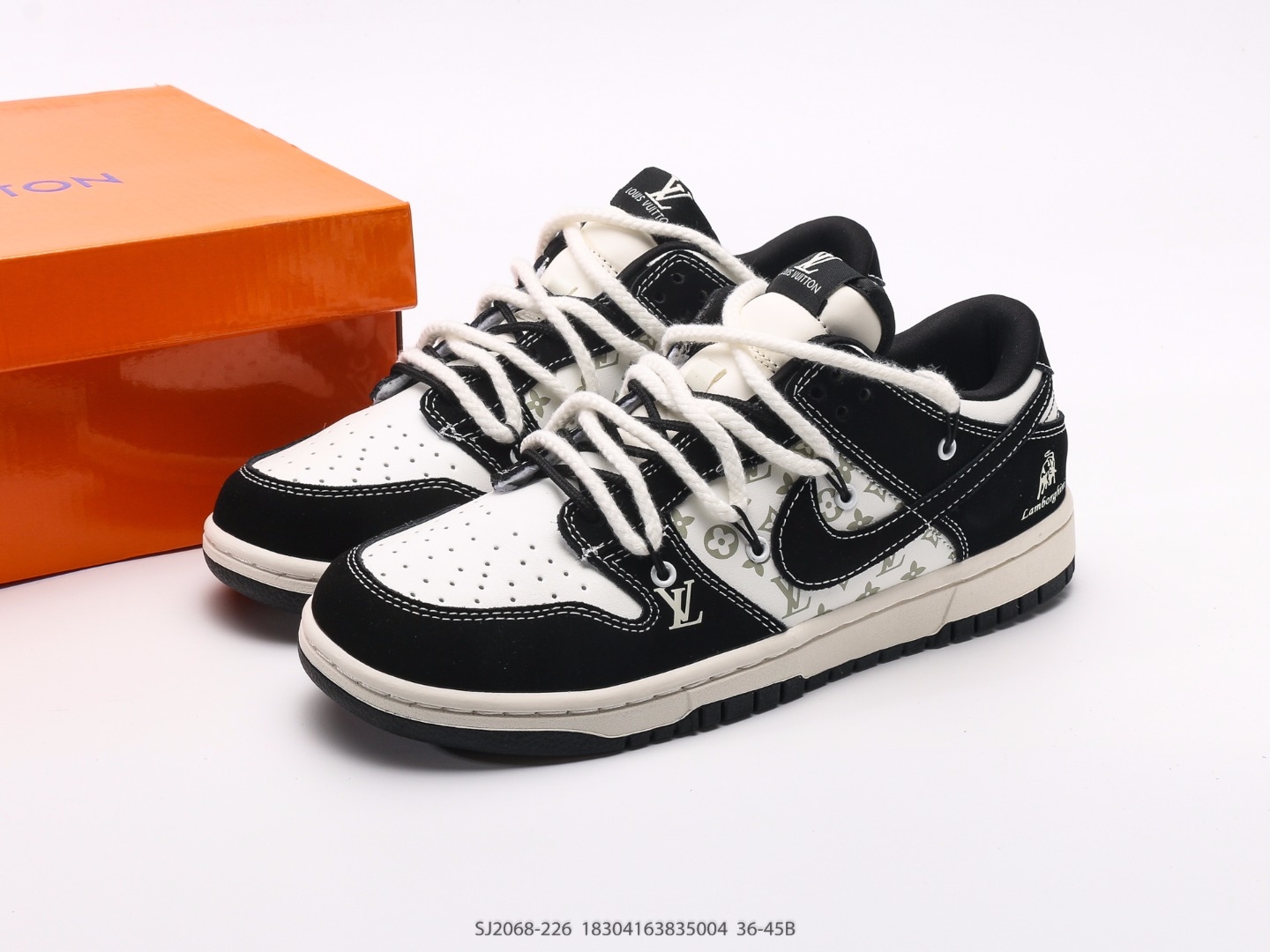 Nike Dunk Low Retro Sneakers image 9