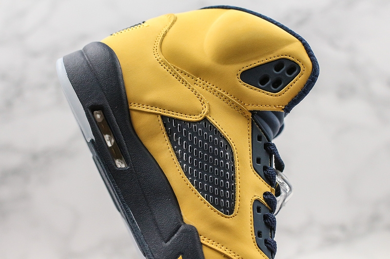Yupoo Shoes:Nike Air Jordan(aj) Sneakers CXS100450 image 5