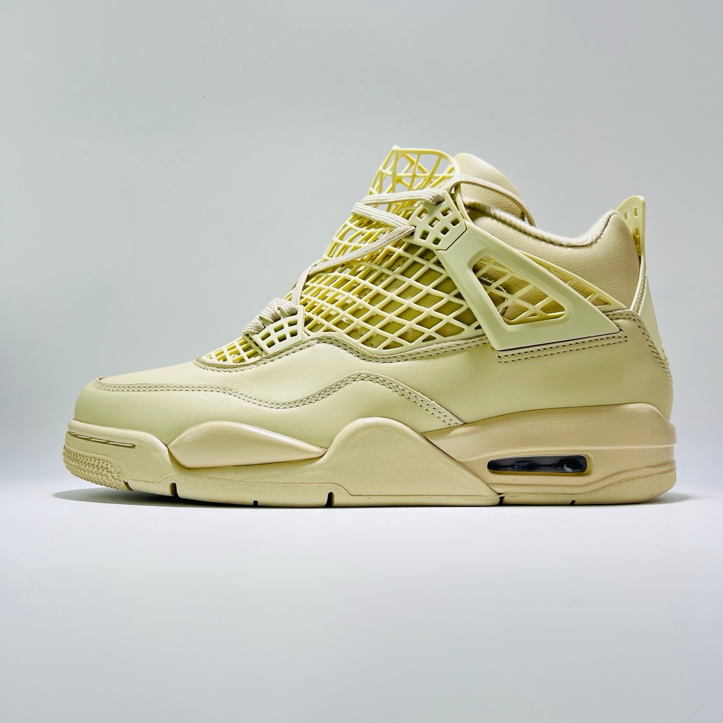Air Jordan 4 Retro "Rattan" – Women's Mid-Top Basketball Sneakers image 2