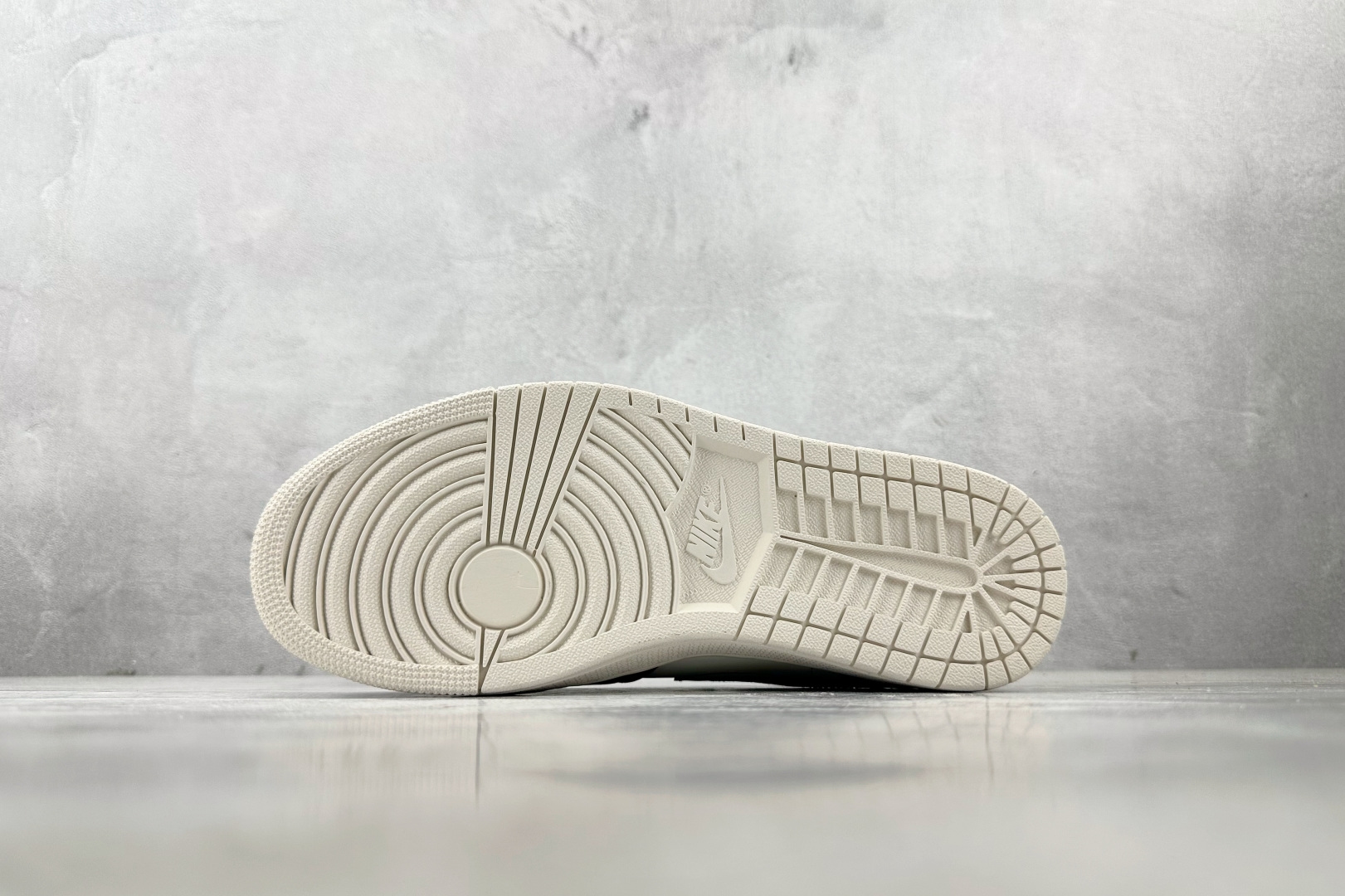 Yupoo Air Jordan 1 Low "White Grey Black"👟 image 4