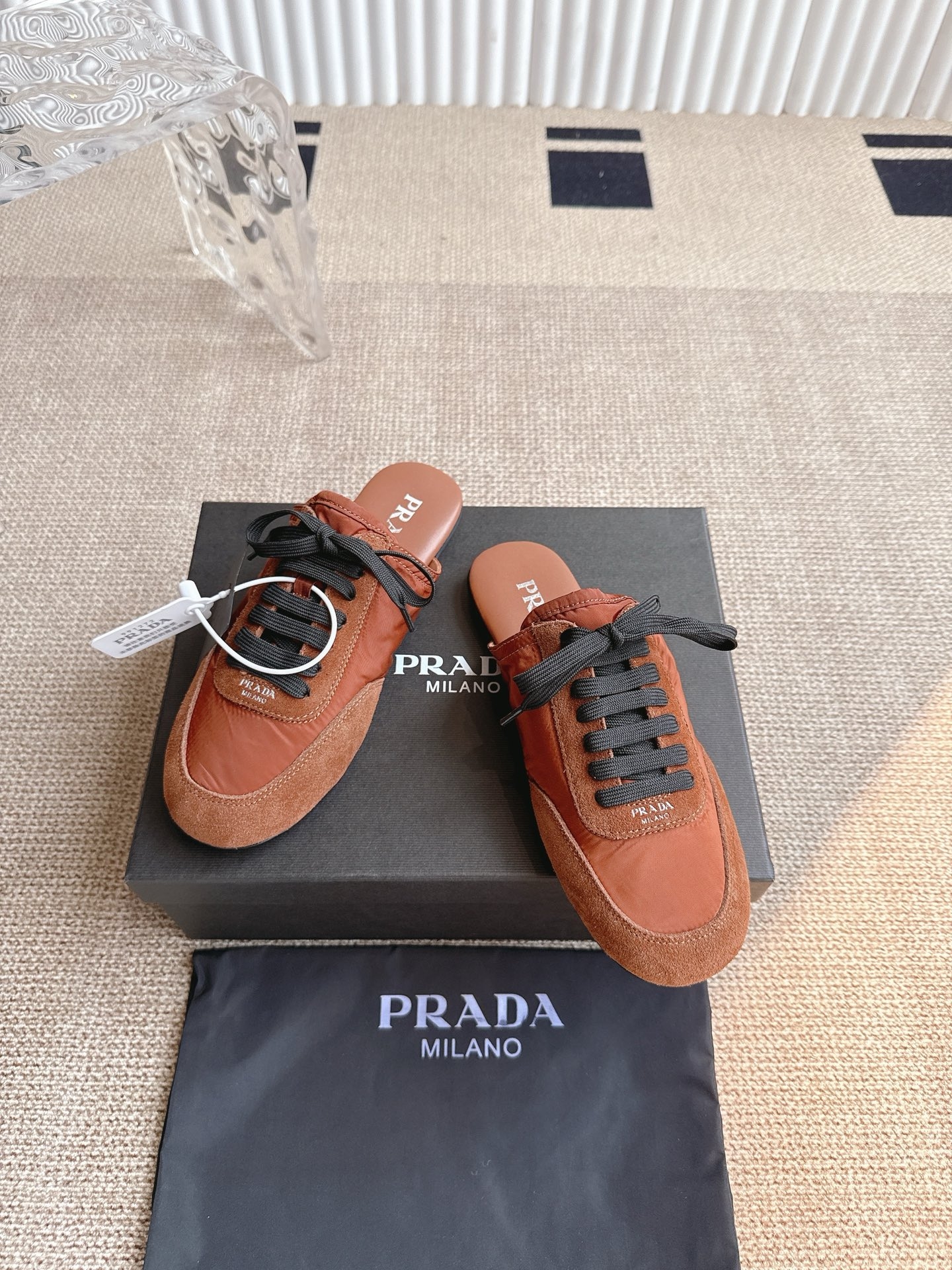 Yupoo Prada | Ballet Trainer - Suede & Lambskin Comfort | Red👟 image 2