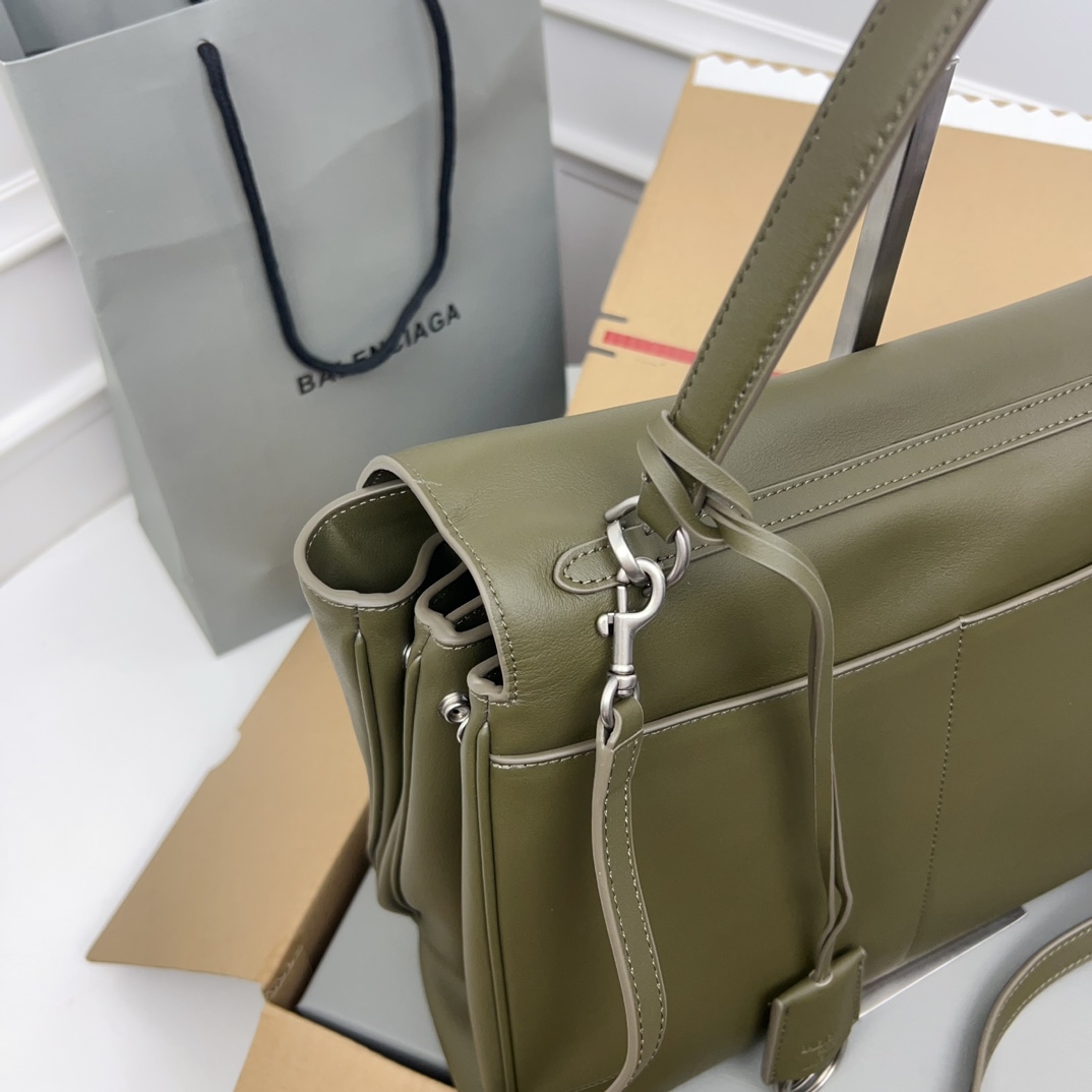 Yupoo Bags | Balenciaga Rodeo Bag - Medium Forest Green 👜 image 4