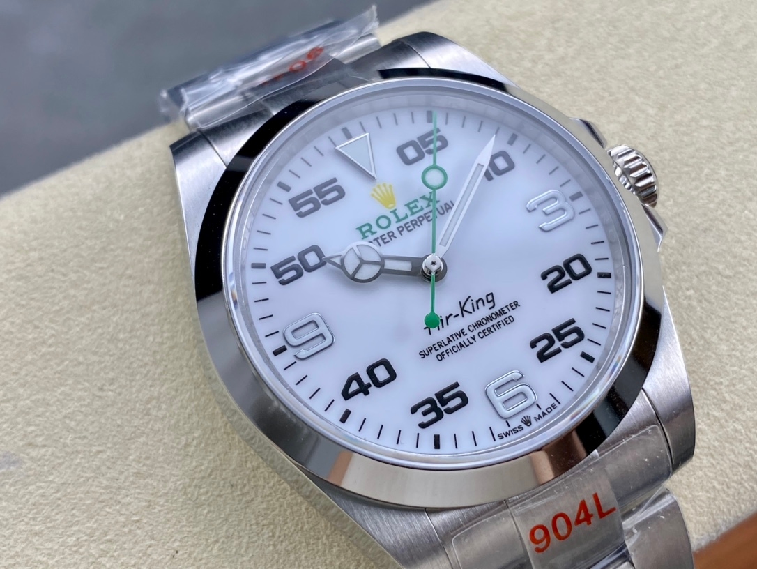 Rolex Air-King 126900 (40mm, Stainless Steel, Automatic) image 2