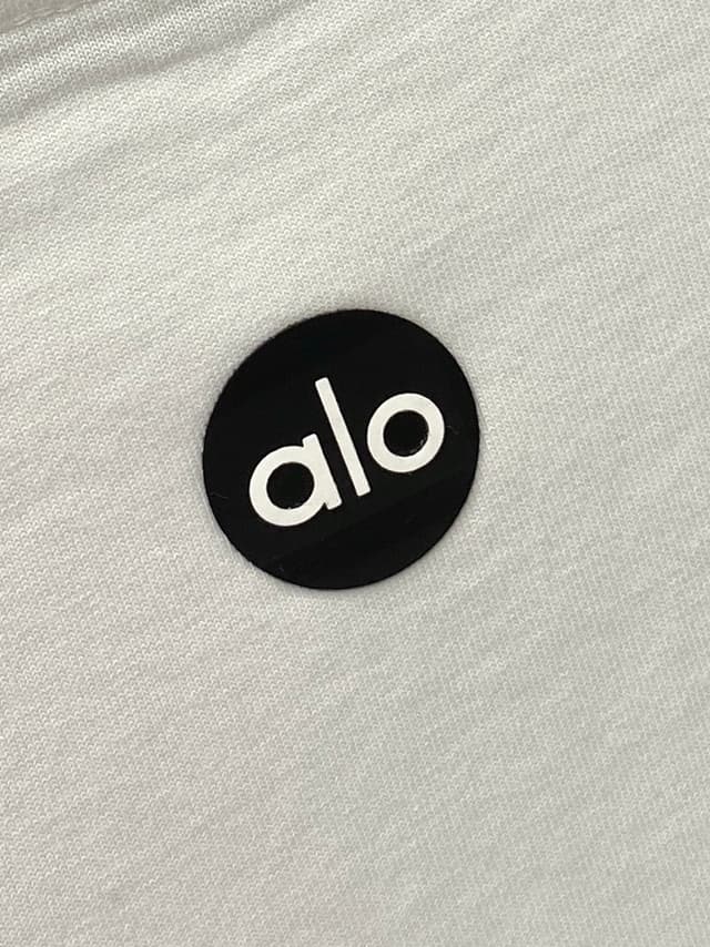Alo short-sleeved Yupoo T-shirt fashion brand 2025 new style | Rep Clothing image 8