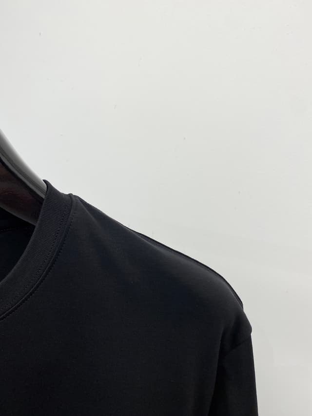 Alo short-sleeved Yupoo T-shirt fashion brand 2025 new style Black | Rep Clothing image 3