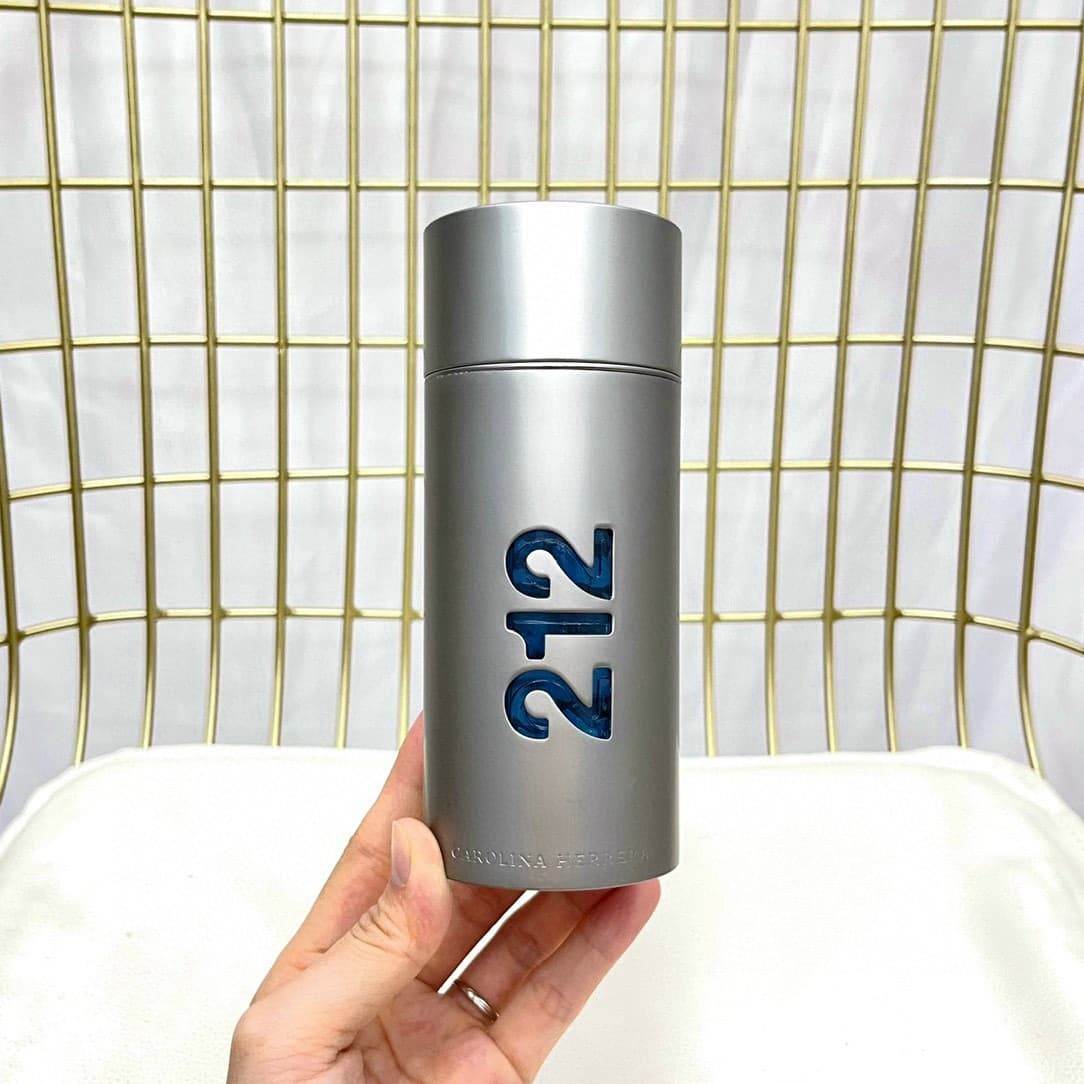 Carolina Herrera 212 Men EDT 100ml Grey Brown Magnet Rep Perfume image 2