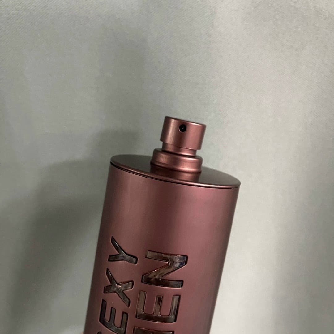 Carolina Herrera 212 Men EDT 100ml Grey Brown Magnet Rep Perfume image 6