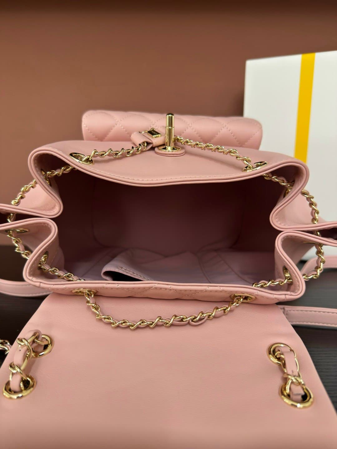 Chanel 21P Duma Backpack Pink Lambskin Rep Bag AS3618 image 5