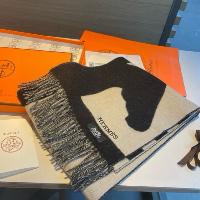 Hermes Rep Scarf | Compact Cashmere Wrap | Yupoo image 4