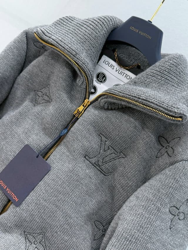 LV 25FW Elegant Monogram Knit Waist Belt | Wool Blend | Yupoo | Rep Clothing image 4