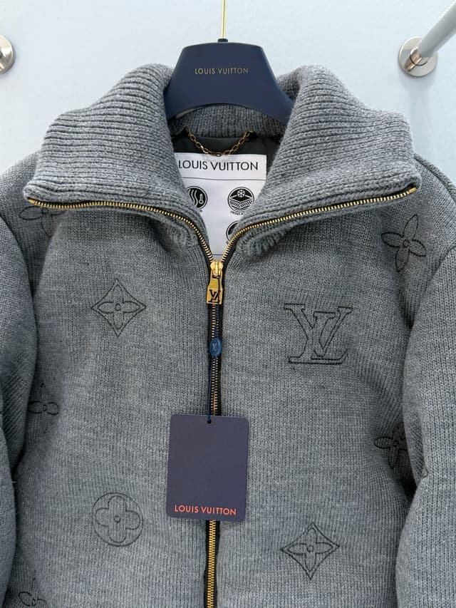 LV 25FW Elegant Monogram Knit Waist Belt | Wool Blend | Yupoo | Rep Clothing image 6