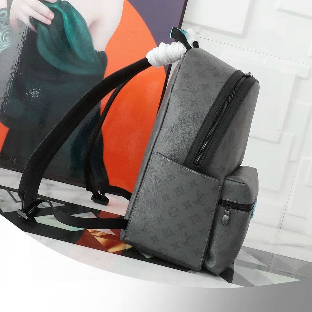 LV Discovery Backpack Silver Grey Rep Bag DJY image 2