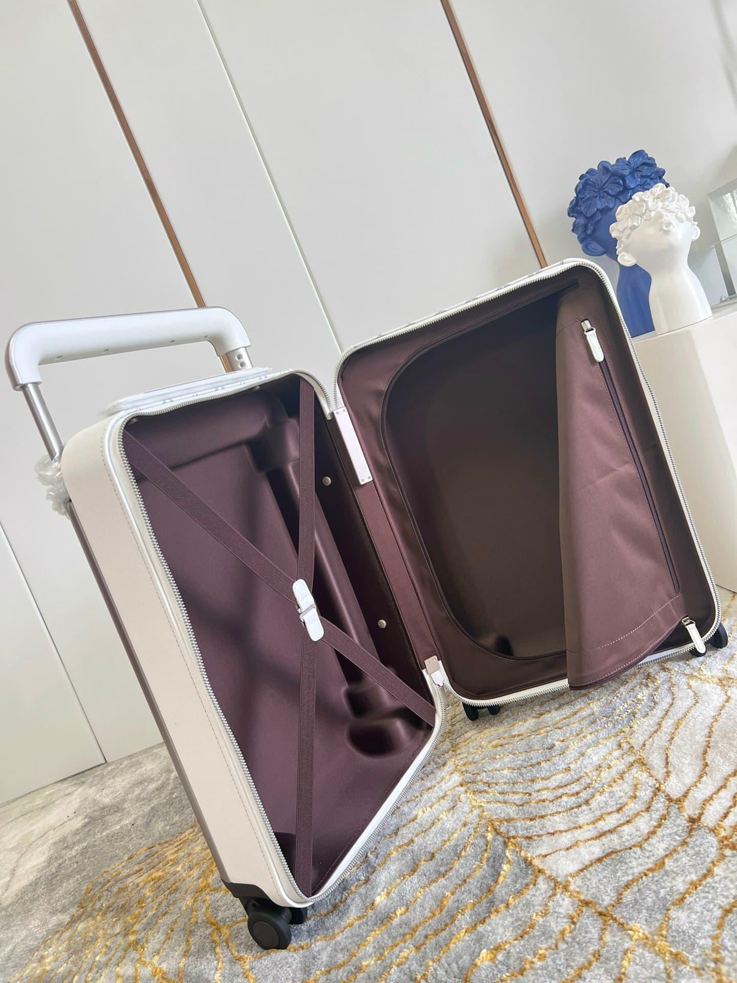 Louis Vuitton Horizon Rolling Luggage – Monogram | rep suitcase image 7