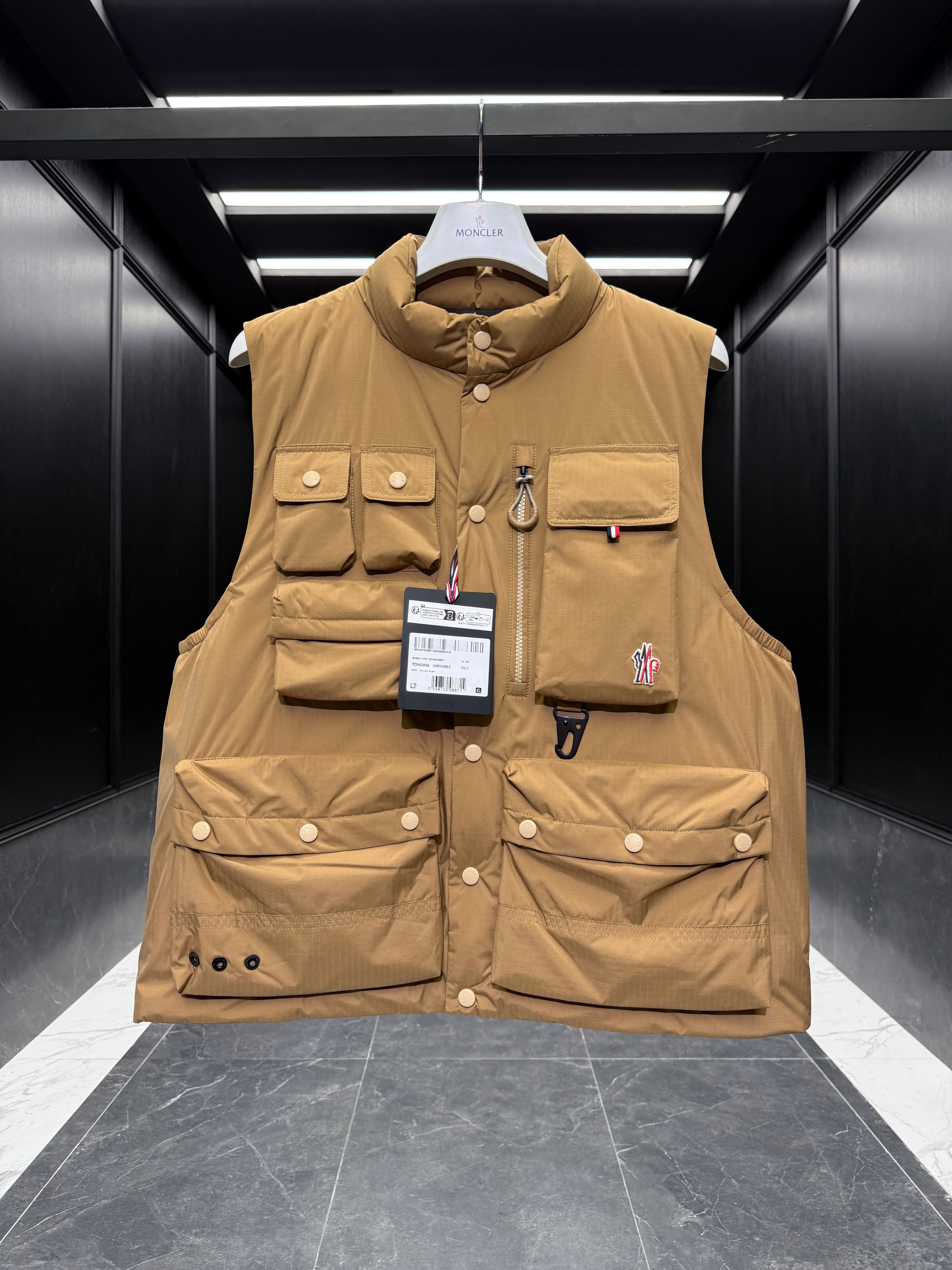Moncler Grenoble Rep Vest | Lightweight Down Outdoor Wear image 4