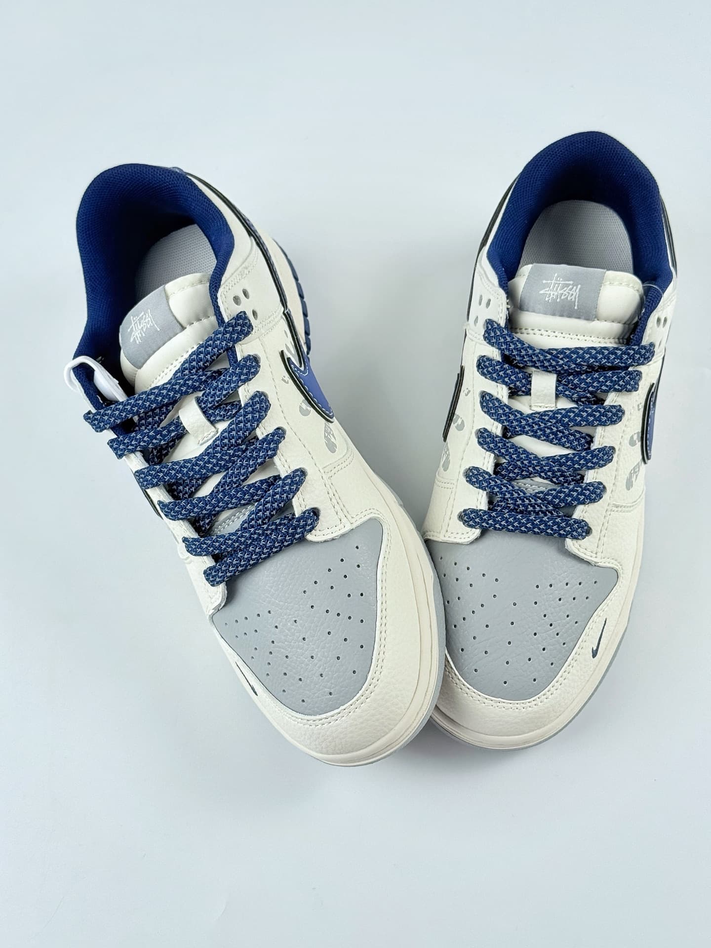 Nike Dupes SB Dunk Low x Stussy white grey blue XS6089 image 2