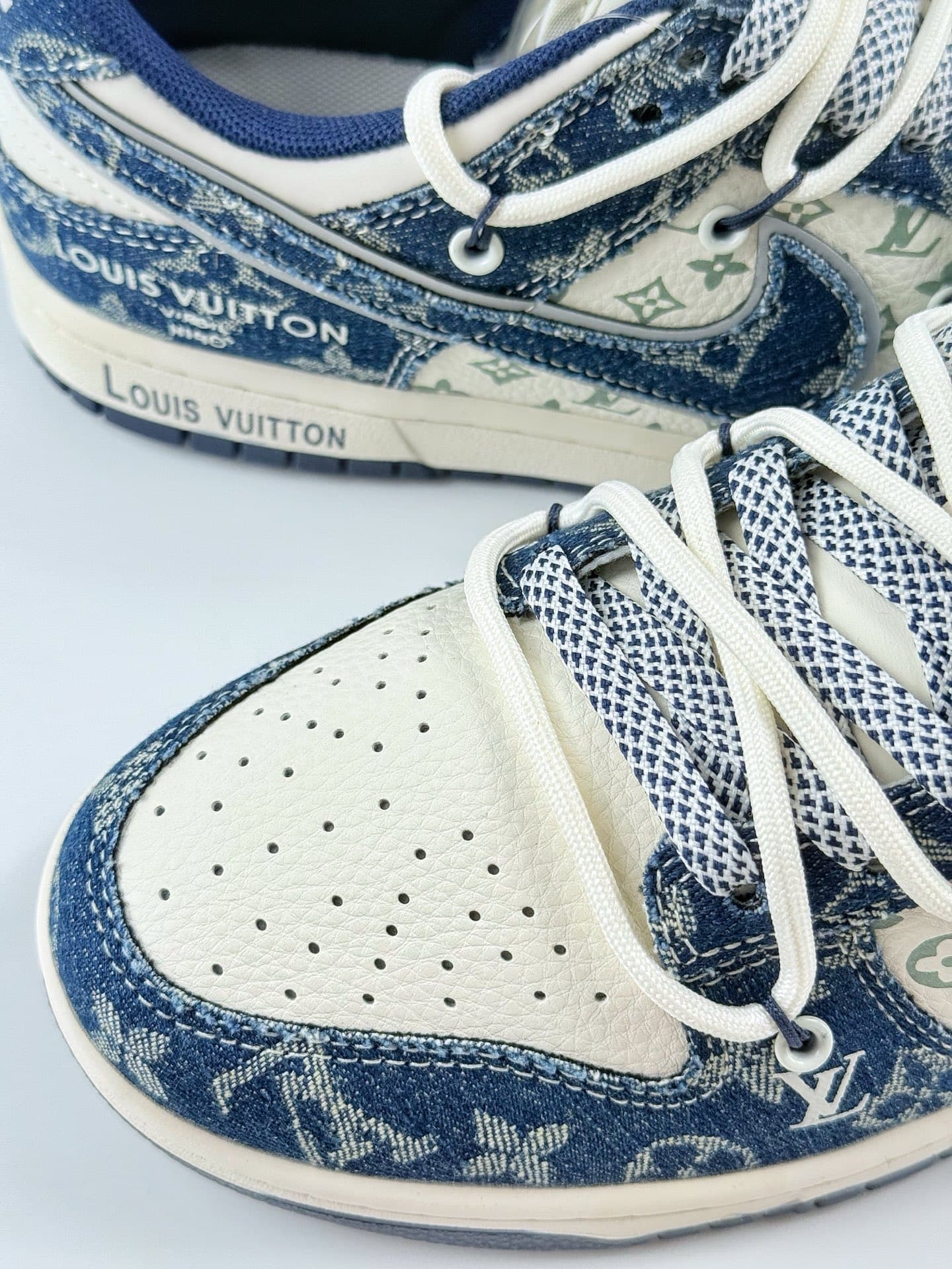 Nike SB Dunk Dupes LV Blue White YX5066 321XK image 8